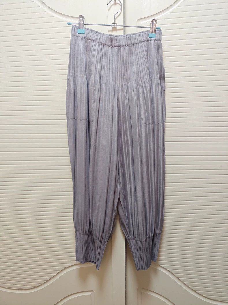 Issey Miyake Issey Miyake size:1 Light grey pleated pants Size 42" / US 20 - 1 Thumbnail