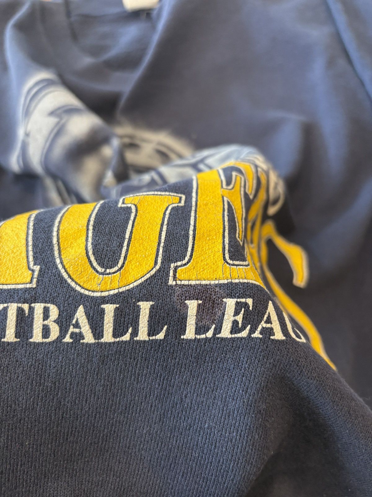 NFL Vintage 90s San Diego Chargers NFL Crewneck Sweatshirt Size US XL / EU 56 / 4 - 11 Thumbnail