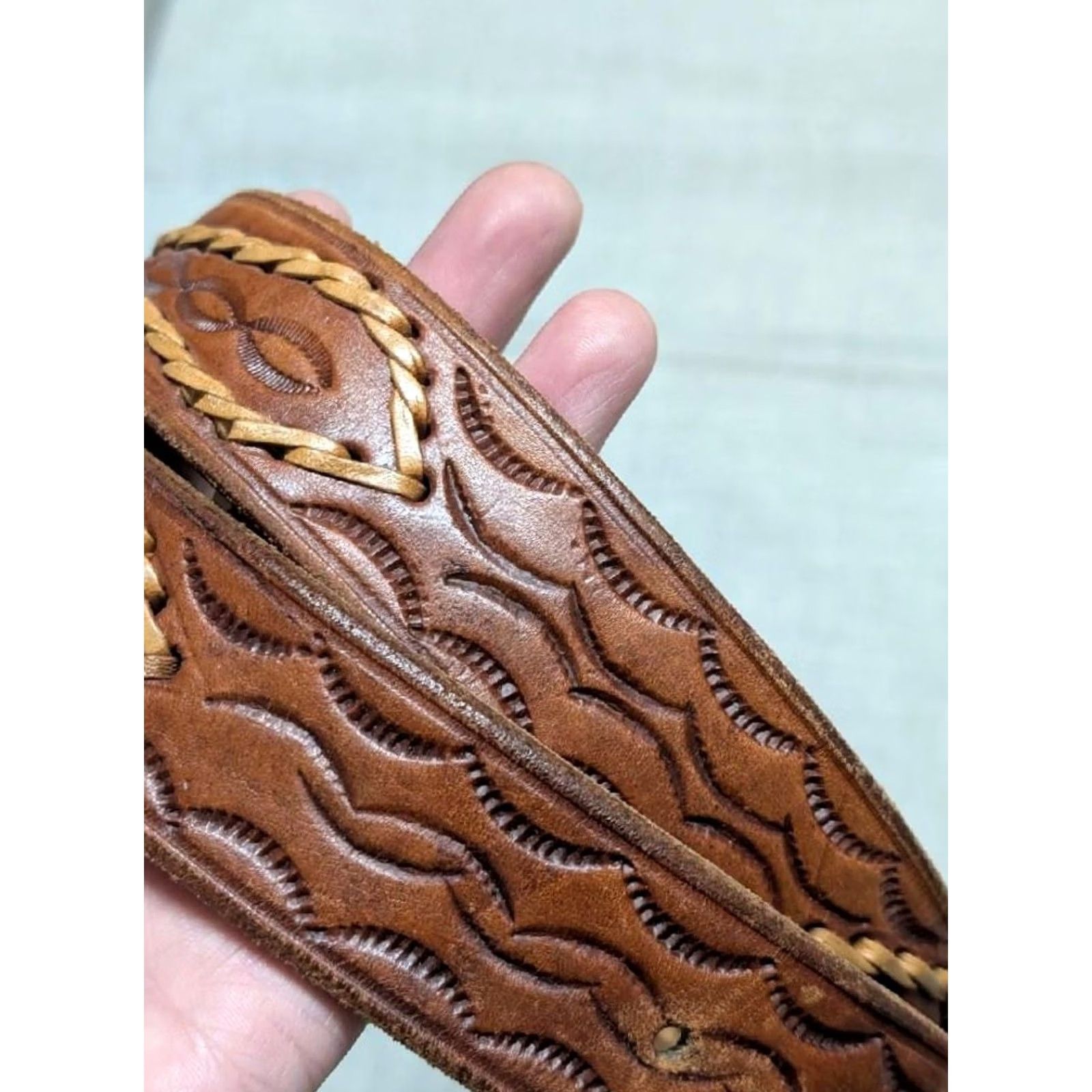 Vintage VINTAGE TOOLED buckle belt WESTERN handcrafted 36 leather COWHIDE brown COWBOY Size 36 - 2 Thumbnail