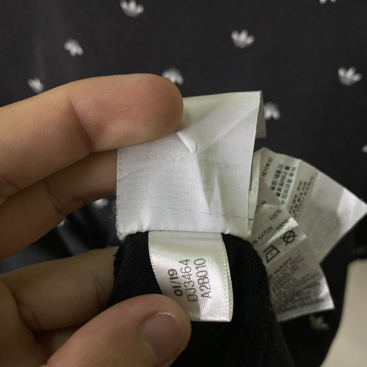 Adidas Y2K Adidas AOP Small Logo Tee Size US S / EU 44-46 / 1 - 9 Thumbnail