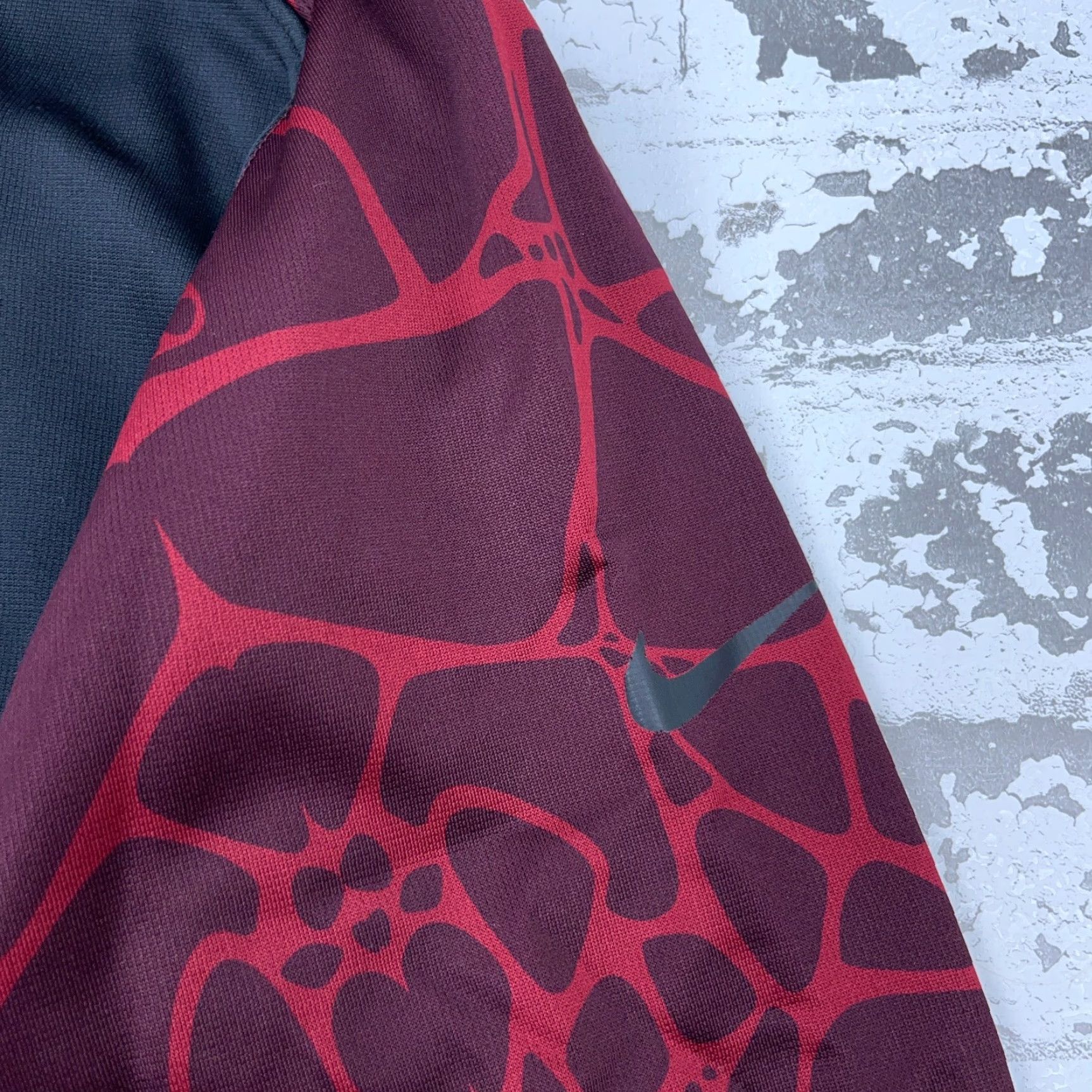 Nike Nike Hoodie Men Medium Black Red Lebron James Track Jacket Nike Therma Fit LBJ Hoodie Geometric Logo Sports Modern Hipster Size US M / EU 48-50 / 2 - 5 Thumbnail