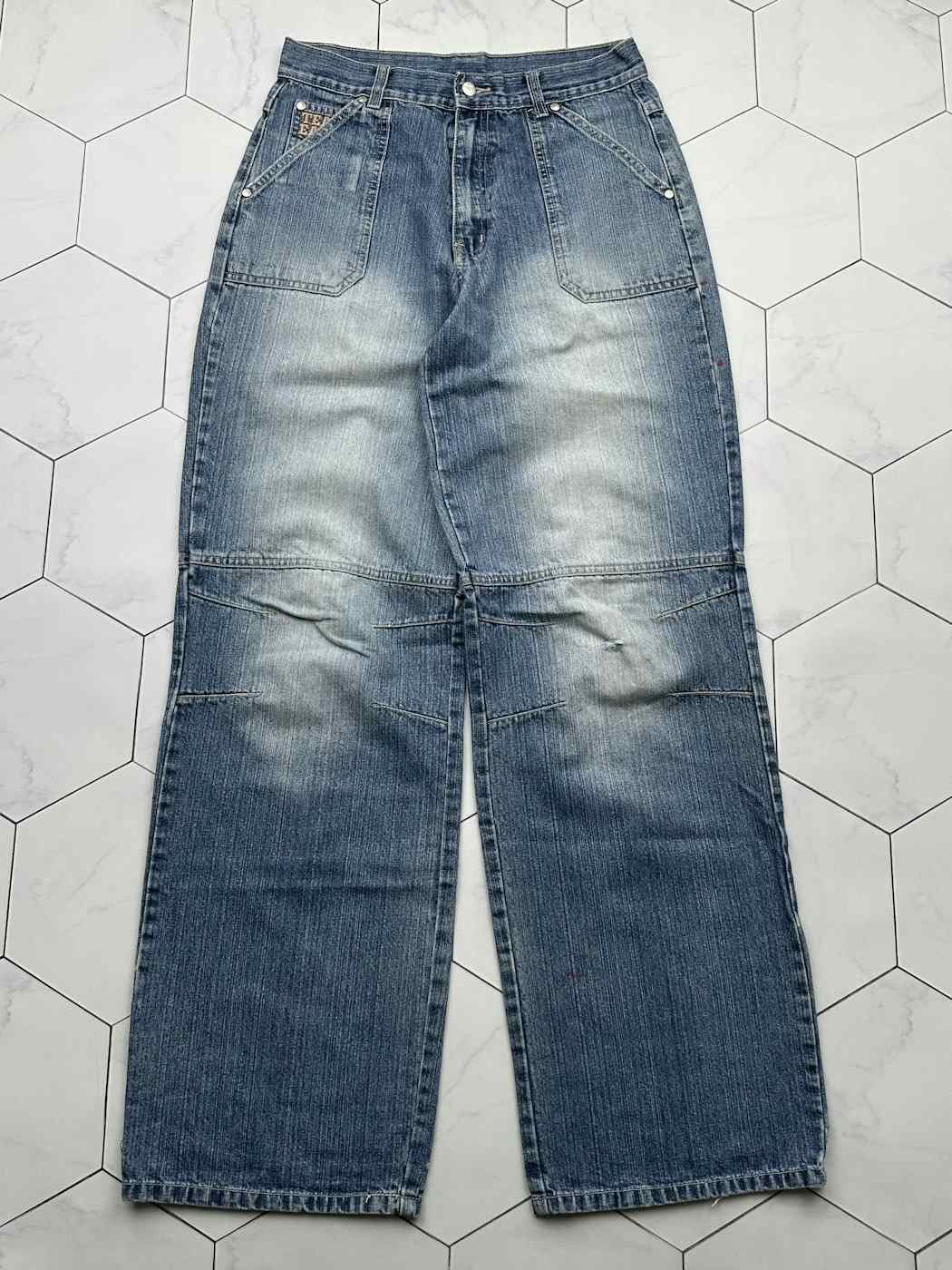 image of Avant Garde Vintage Wide Baggy Jeans in Blue, Men's (Size 28)
