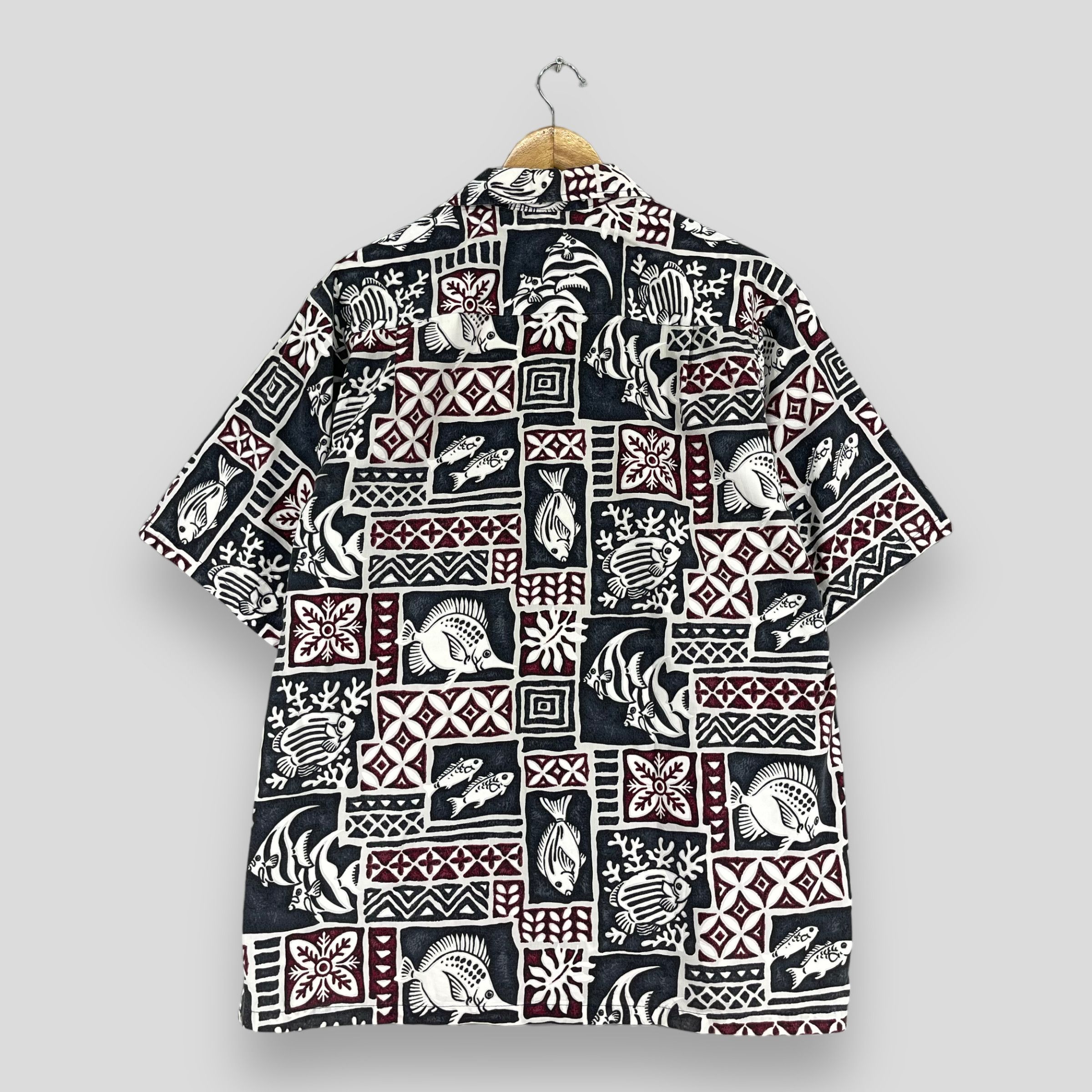 Vintage Vintage Hawaiian Abstract Tribal Tattoo Fish Pattern Shirt Size US XL / EU 56 / 4 - 7 Thumbnail
