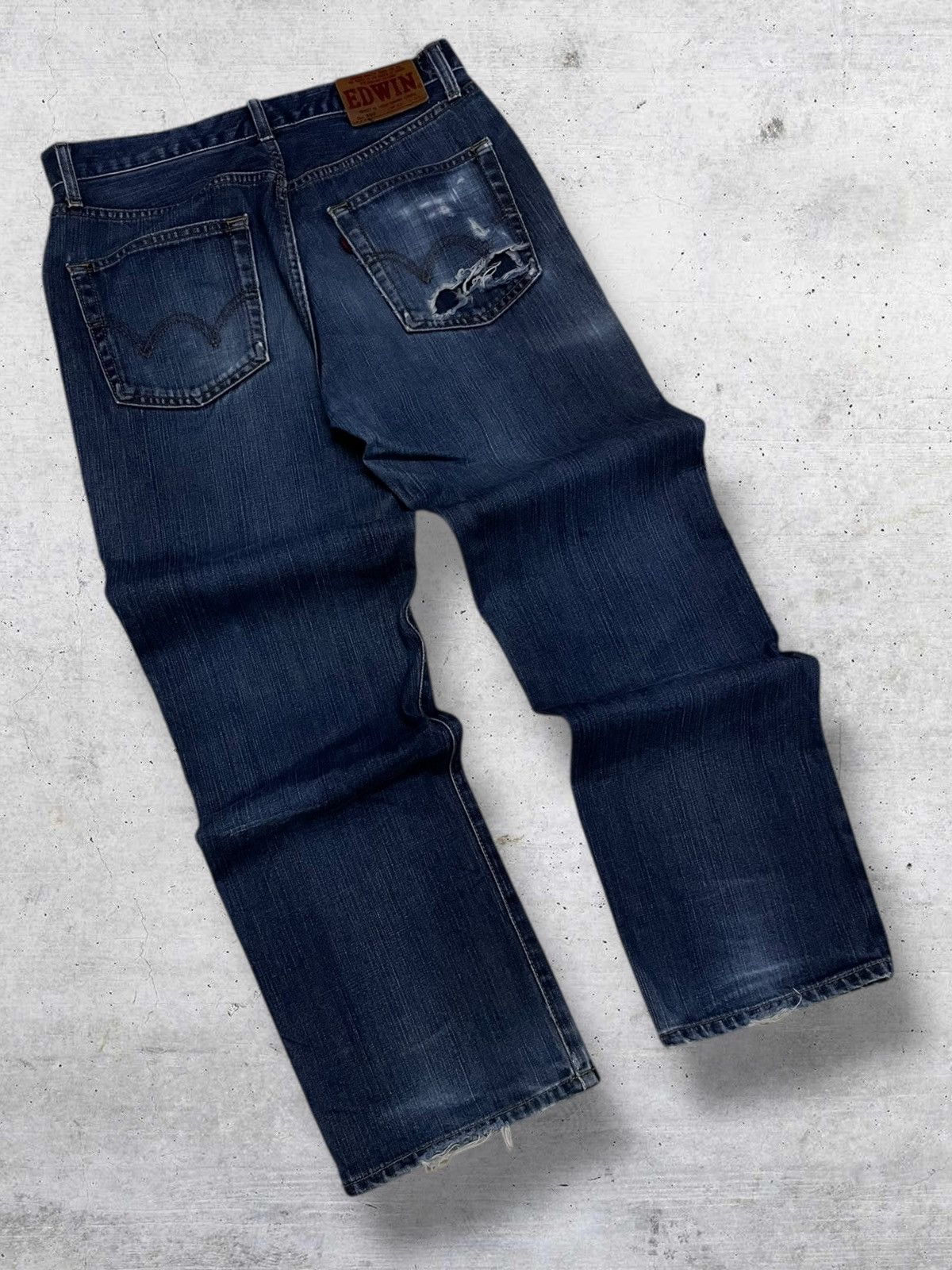 Edwin VINTAGE EDWIN 90S JAPAN OG DESIGNER RIPPED INDIGO RAW DENIM Size US 31 - 9 Thumbnail