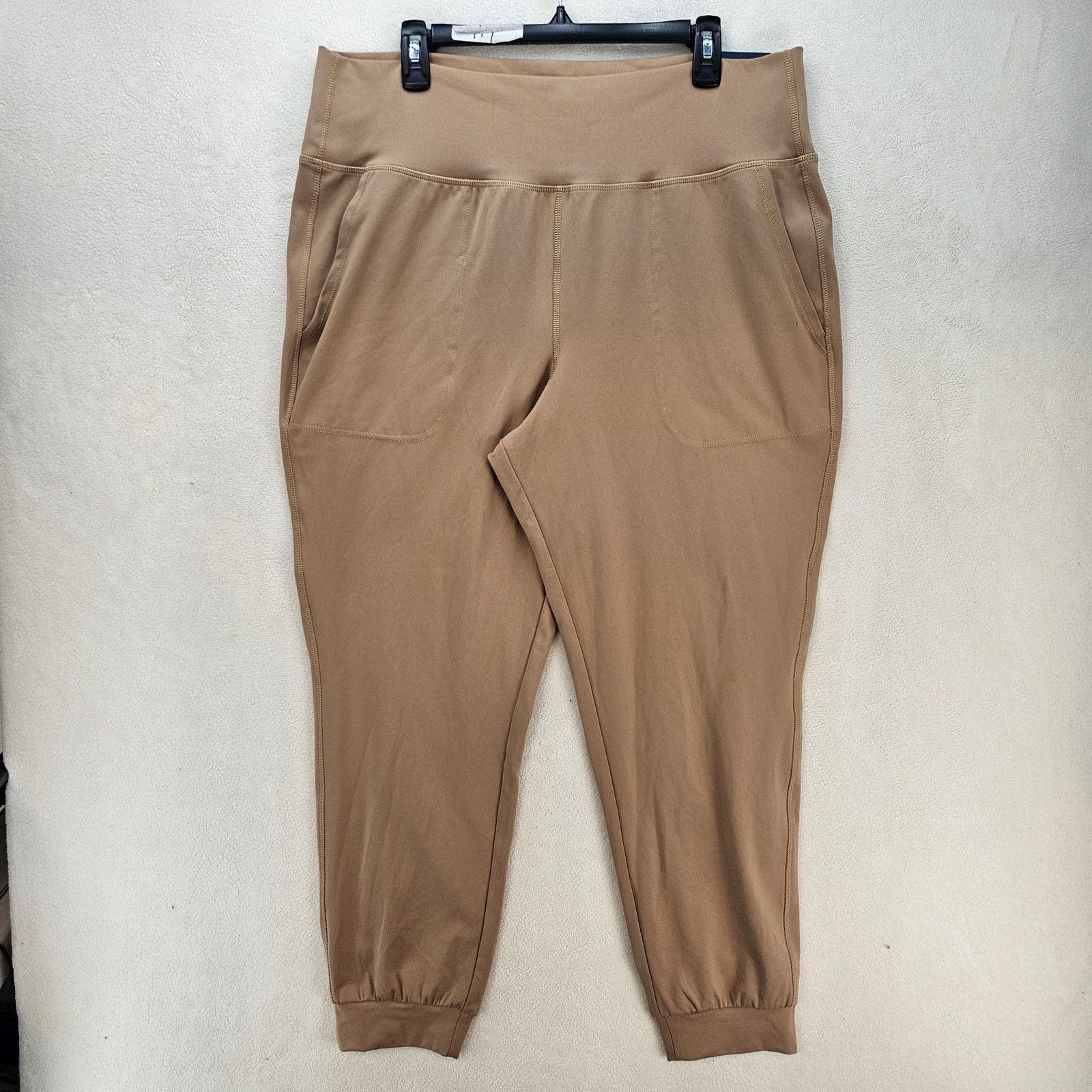 Other DSG WOMEN'S XXL SAHARA SAND MOMENTUM HIGH RISE JOGGER NWT Size 36" / US 14 / IT 50 - 1 Thumbnail