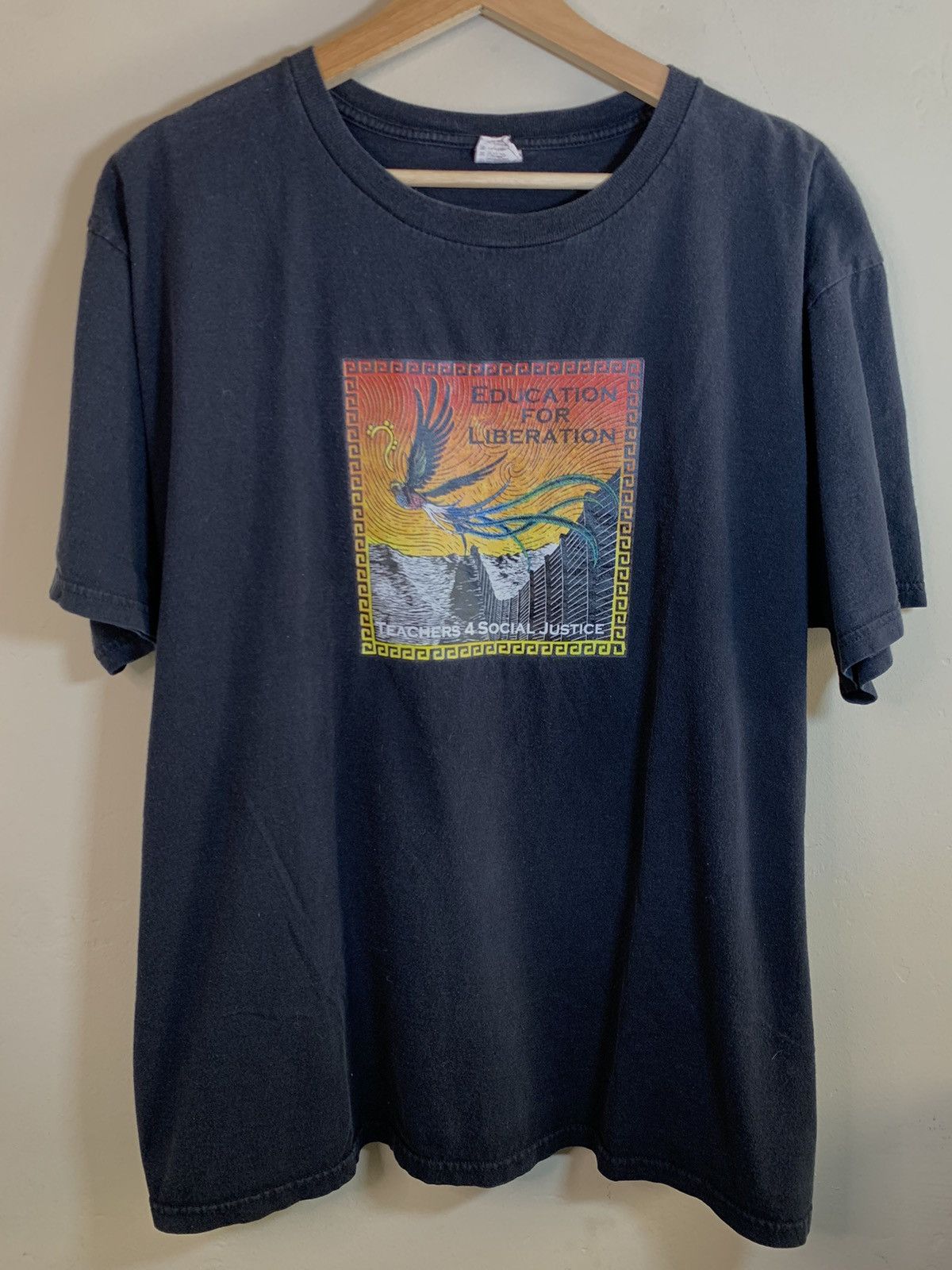 Vintage RARE* VTG Education Liberation Teachers Social Justice Shirt Size US XL / EU 56 / 4 - 1 Thumbnail