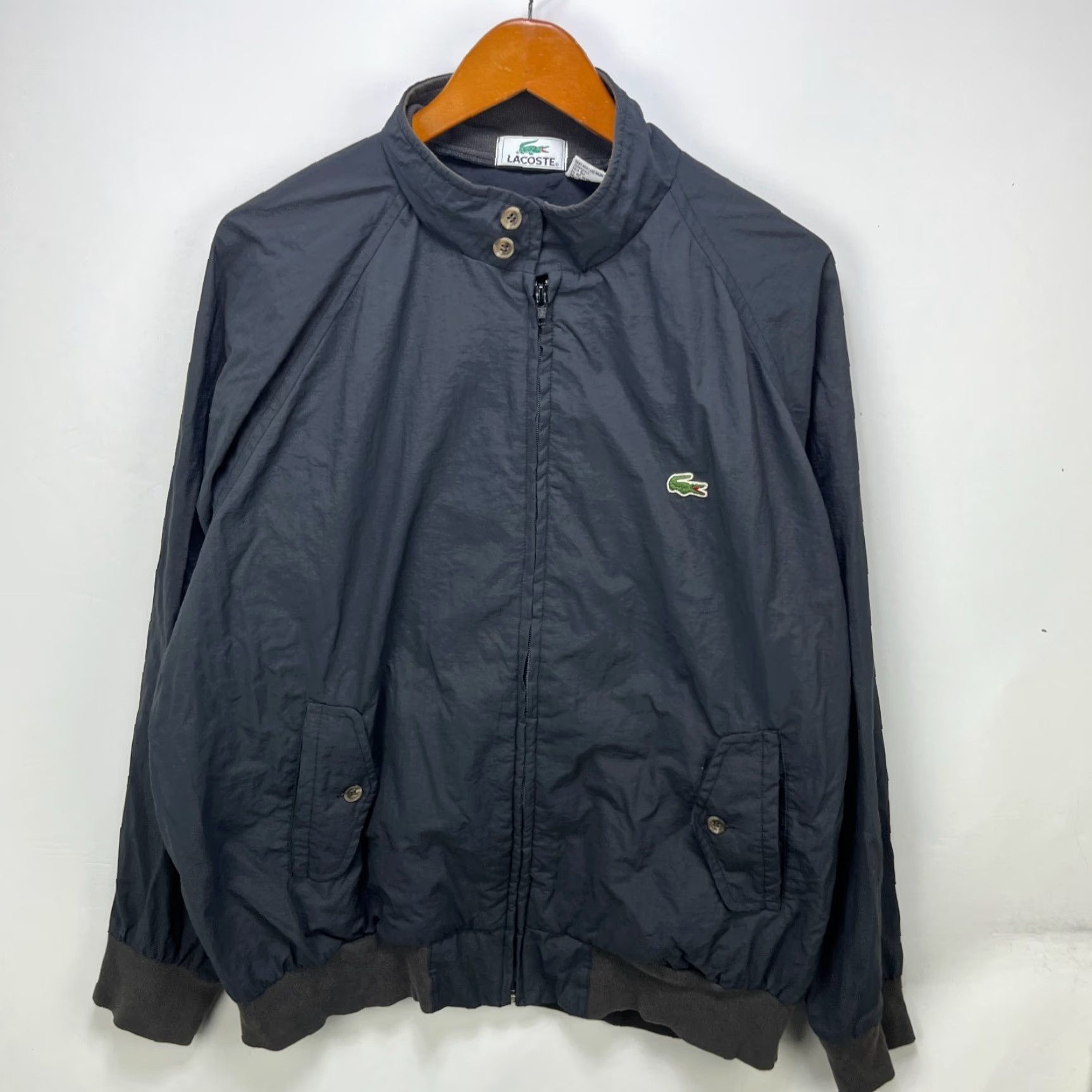 Lacoste VINTAGE Lacoste Windbreaker Jacket XL Black Men XL Nylon Lining Zip Style Windbreaker 90s Inspired Size US XL / EU 56 / 4 - 3 Thumbnail