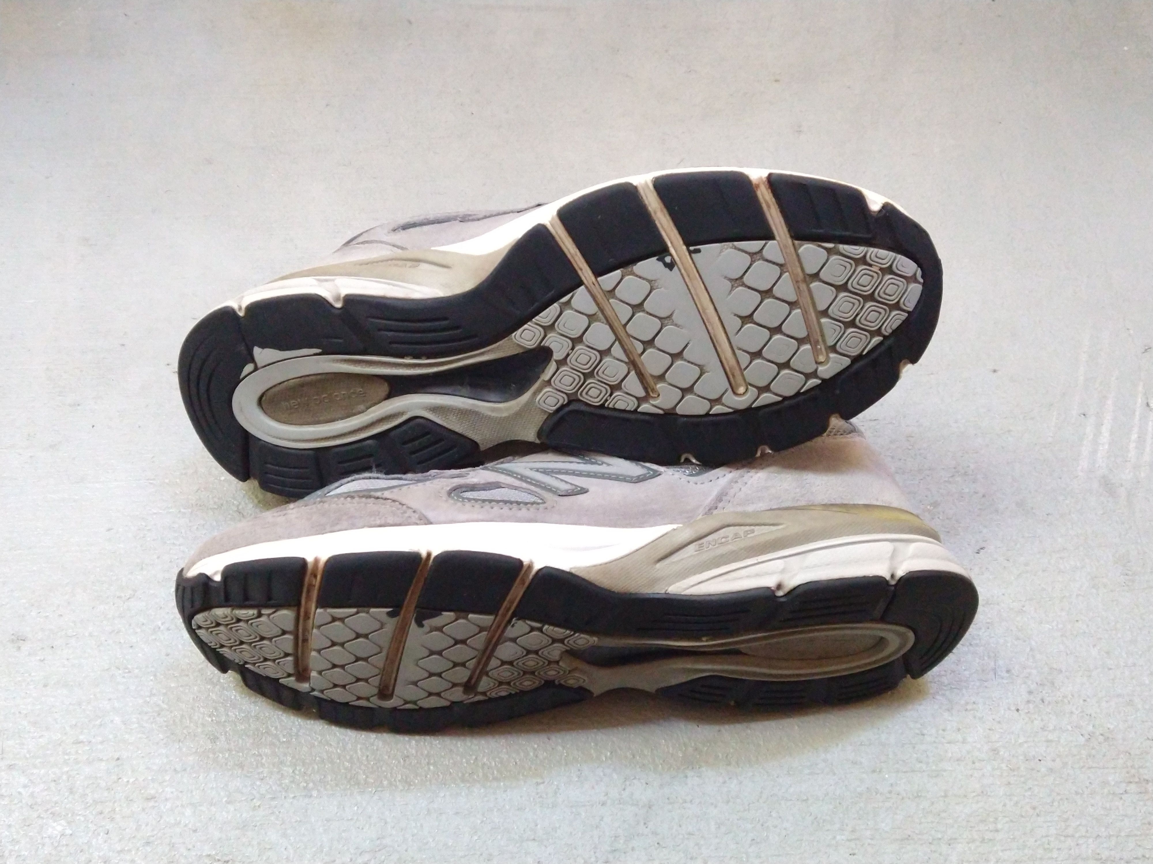 New Balance New Balance 990V5 Size 8.5 D Gray Suede Castlerock M990GL4 Size US 8.5 / EU 41-42 - 15 Thumbnail