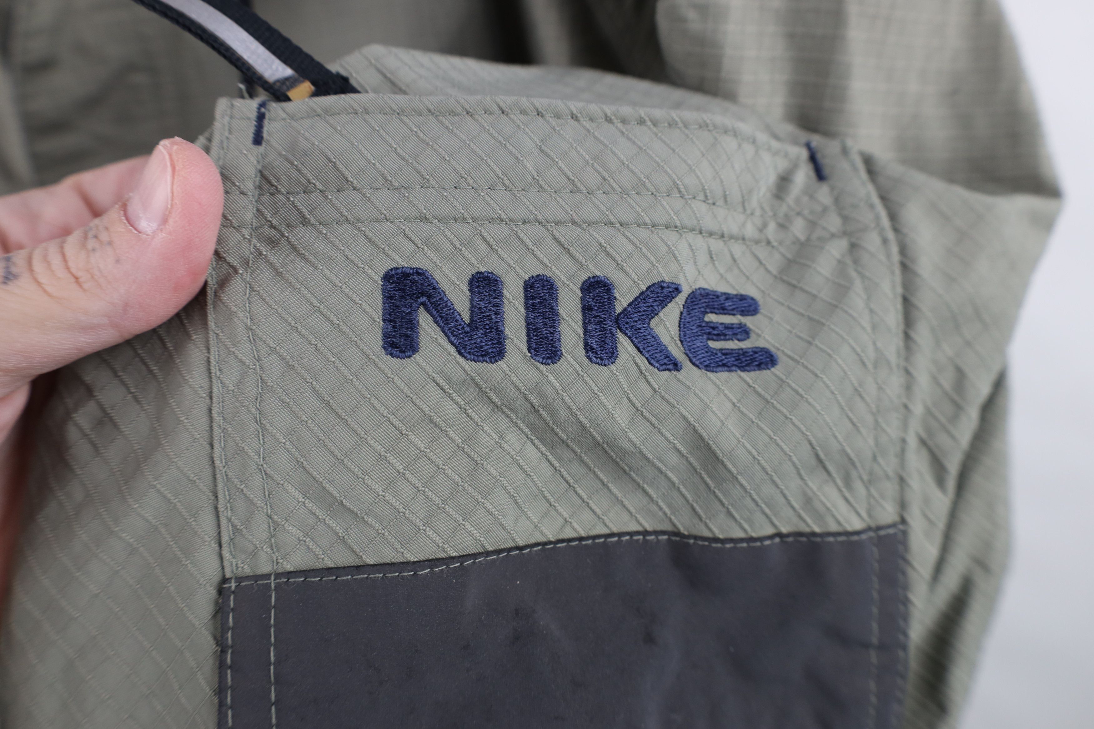 Nike Vintage Nike Swoosh Reflective Ripstop Anorak Jacket Green Size US XXL / EU 58 / 5 - 4 Thumbnail