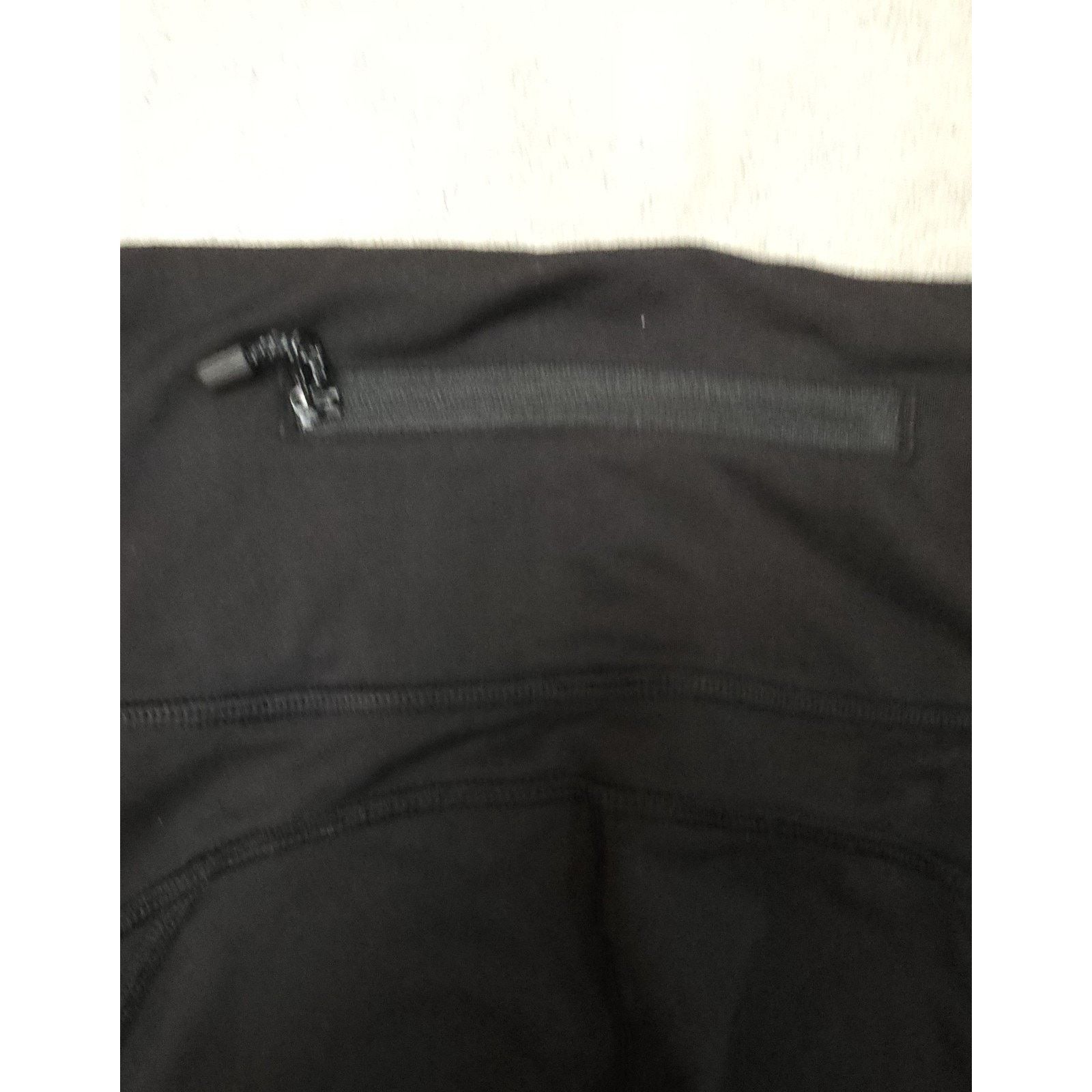 Lululemon Lululemon Invigorate High-Rise Logo Back Zip Legging Size 26 Size 28" / US 6 / IT 42 - 7 Thumbnail