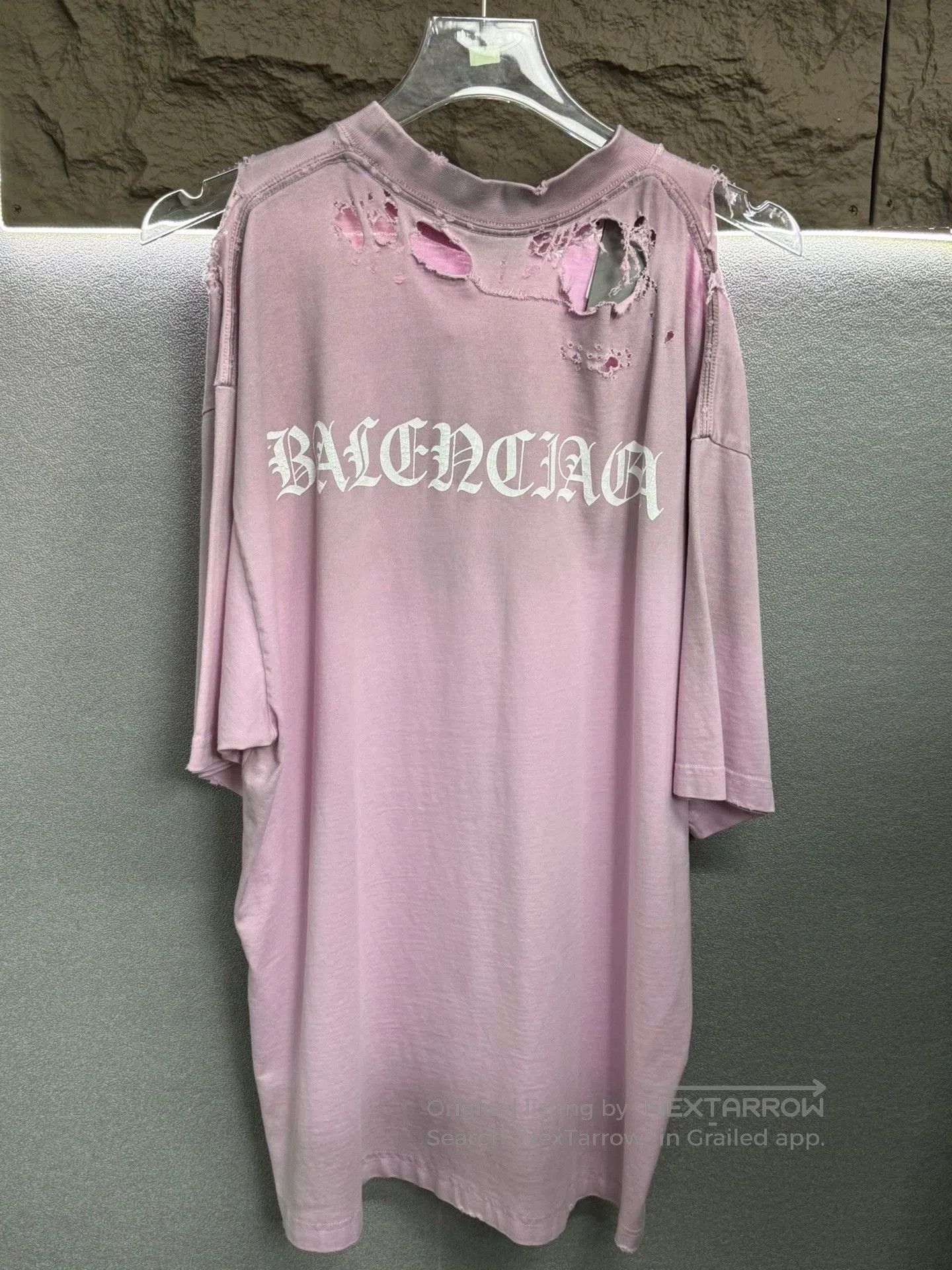 Balenciaga Balenciaga Pink Sanskrit T-shirt M. Size US M / EU 48-50 / 2 - 1 Thumbnail