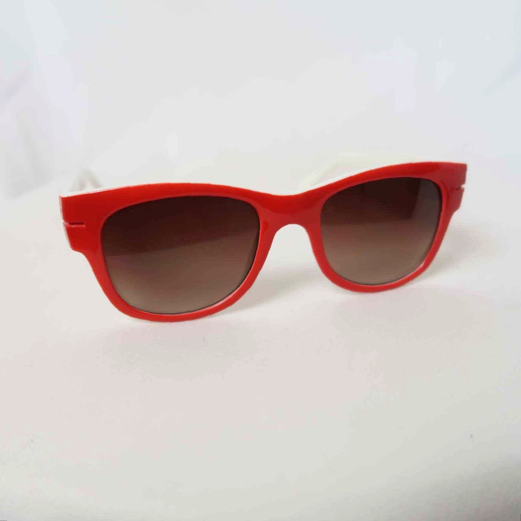 Gap GAP Sunglasses Wayferer Acrylic Red Women Square Black Lens Red Frame Womens Size ONE SIZE - 6 Thumbnail