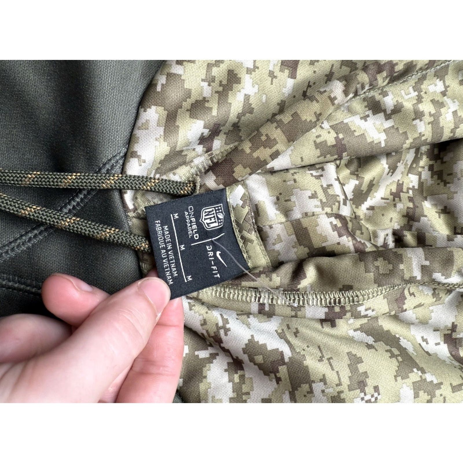 Nike Nike NFL New England Patriots Salute To Service Hoodie Mens Medium Green Camo Size US M / EU 48-50 / 2 - 4 Thumbnail