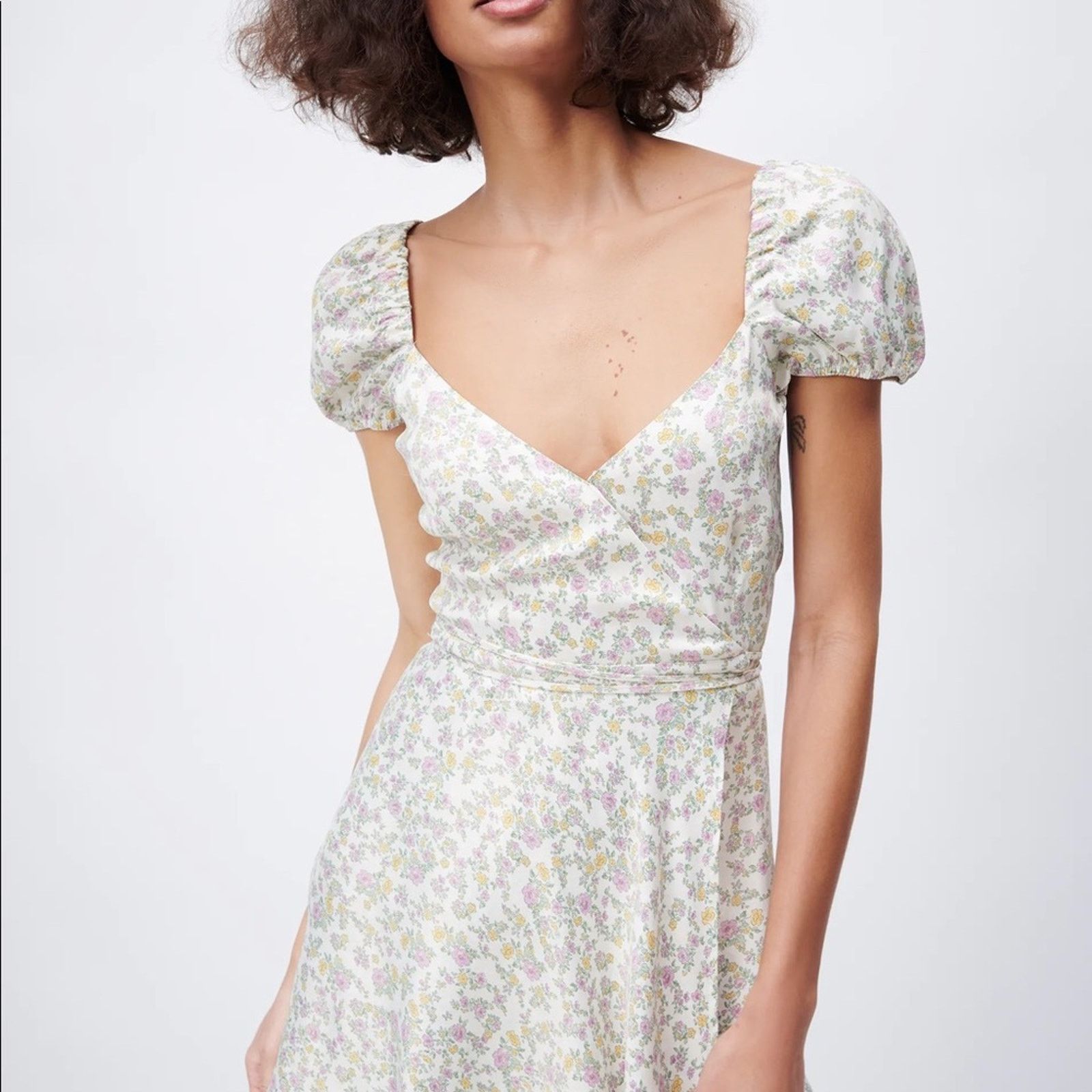 Zara ZARA BLOGGER FAVORITE SATIN EFFECT PRINT DRESS Size XS / US 0-2 / IT 36-38 - 8 Thumbnail