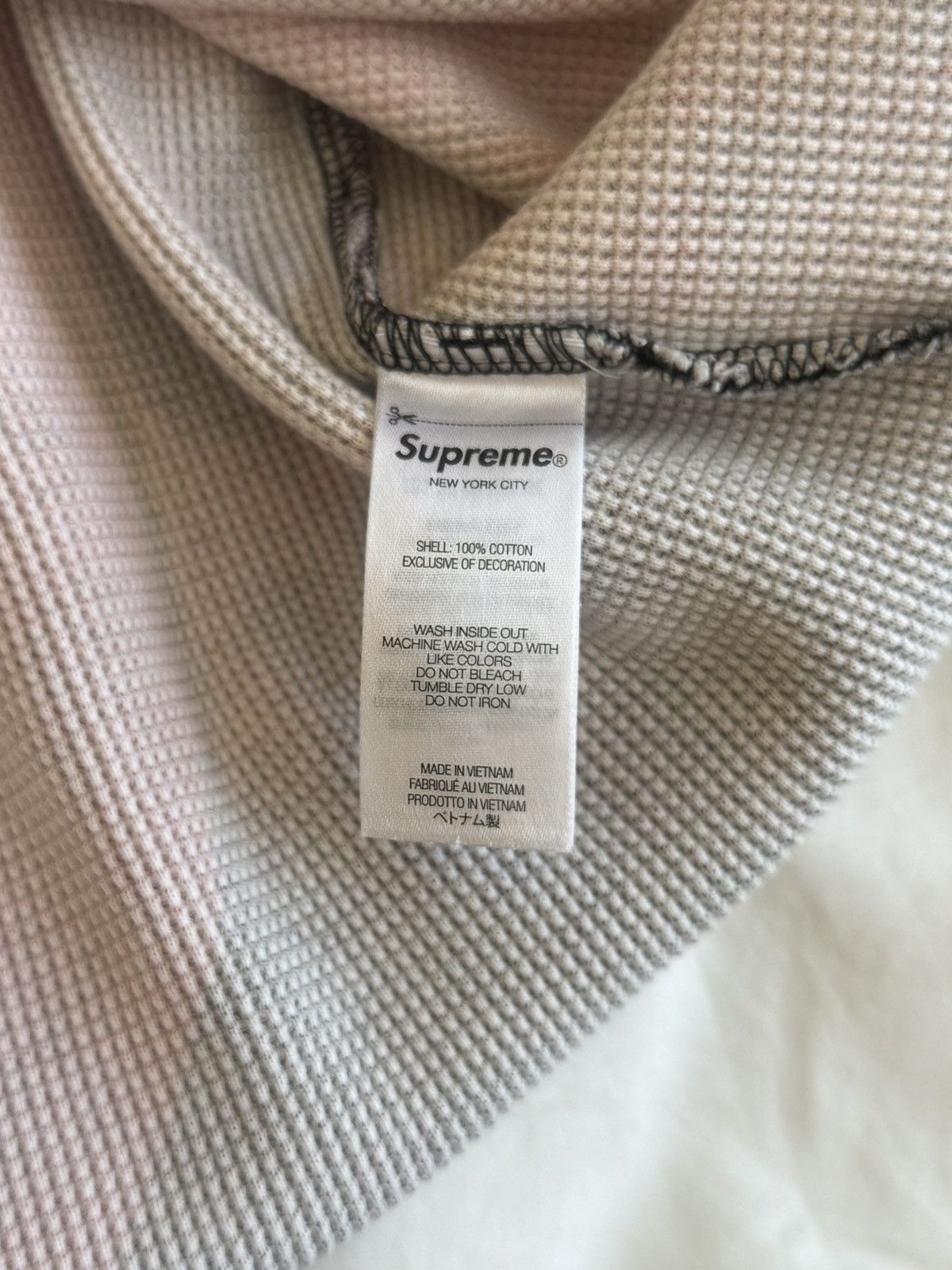 Supreme SUPREME Folk Mimic Waffle thermal Size M (LIMITED) Size US M / EU 48-50 / 2 - 4 Thumbnail