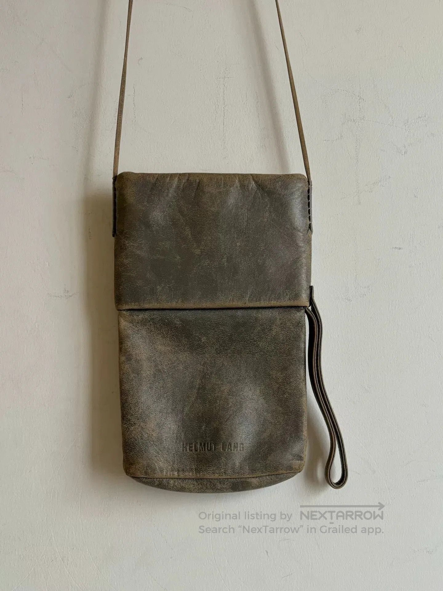 Helmut Lang helmut lang vintage distressed leather crossbody bag. Size ONE SIZE - 1 Thumbnail
