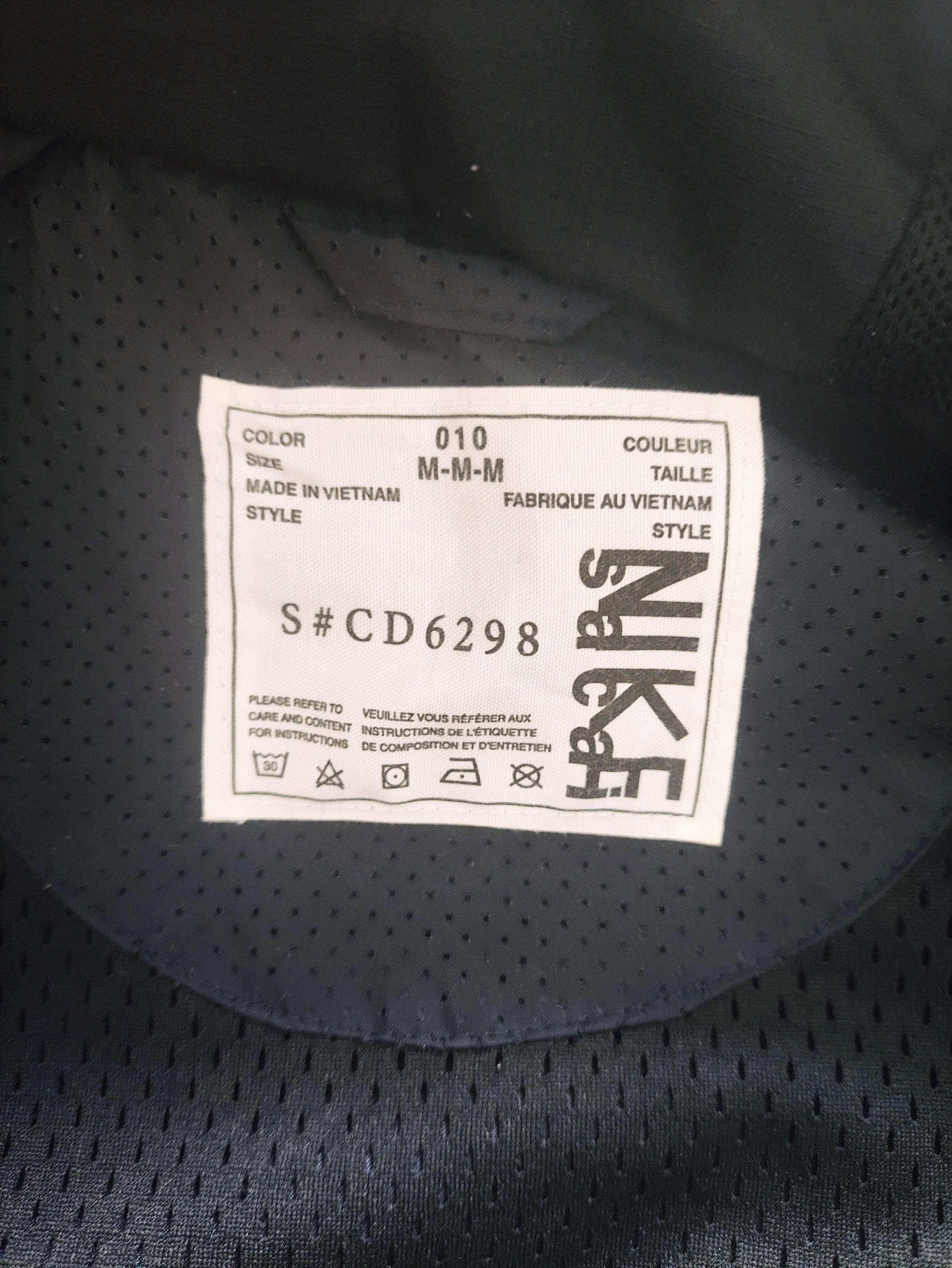 Nike × Sacai Hooded Anorak Splicing Hooded Jacket Size US M / EU 48-50 / 2 - 4 Thumbnail
