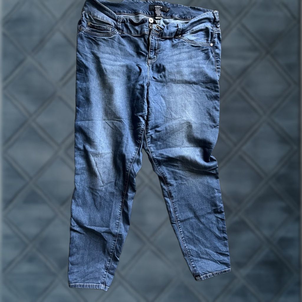 Torrid VINTAGE? No — Torrid Jeans Womens 22 Tall Blue Jegging Crop Stretch Denim Mid Rise Zip Pockets 2P Cotton Blend Dark Wash Size 40" / US 18 - 1 Thumbnail