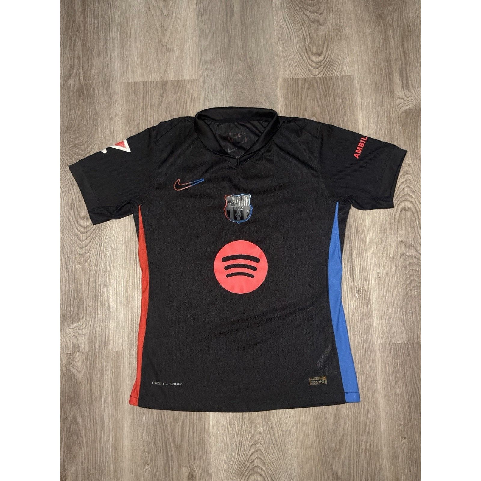 Nike Nike Barcelona 24/25 Away Jersey Medium Lamine Yamal (J19) Size US L / EU 52-54 / 3 - 2 Thumbnail