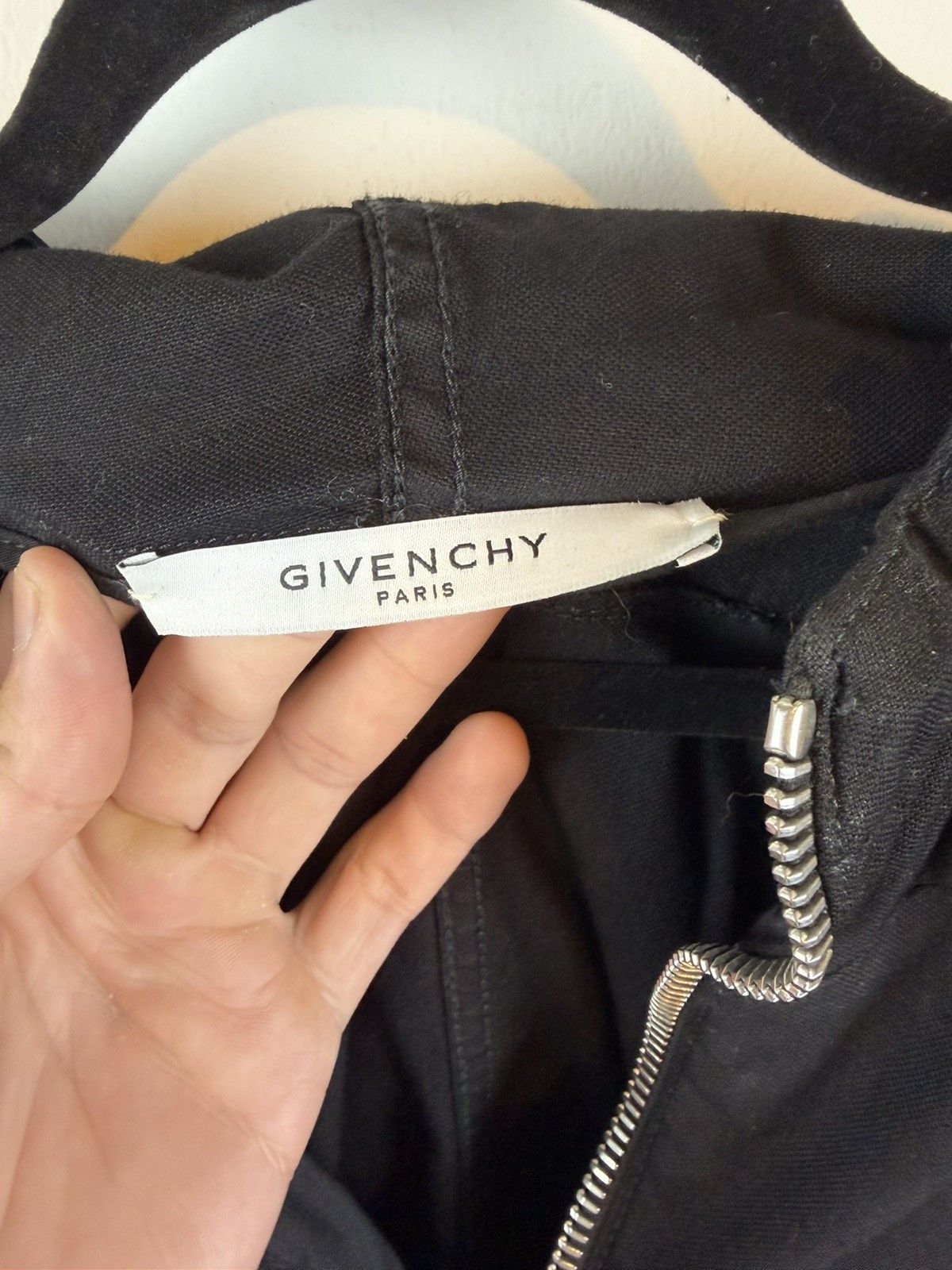 Givenchy Givenchy Paris Half-Zip Hoodie – Black with Red Logo Patch A Size US L / EU 52-54 / 3 - 5 Thumbnail