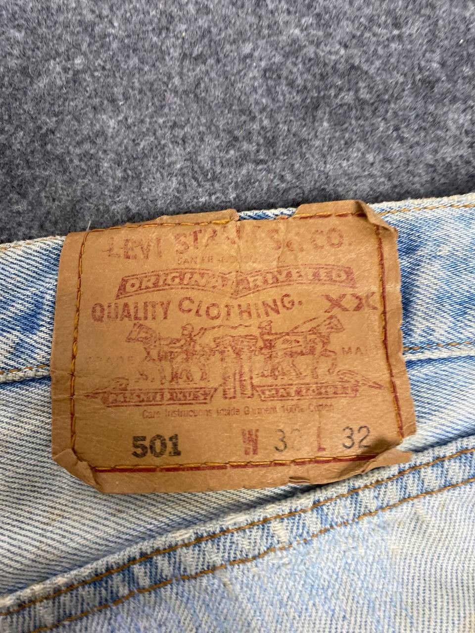 Levi's vintage levis 501 lightwash distressed denim Size US 32 / EU 48 - 8 Thumbnail