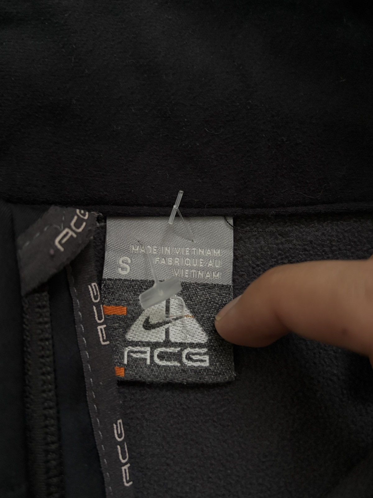 Nike ACG Nike ACG Black Softshell Fleece Jacket Women’s S Gorpcore Size S / US 4 / IT 40 - 5 Thumbnail