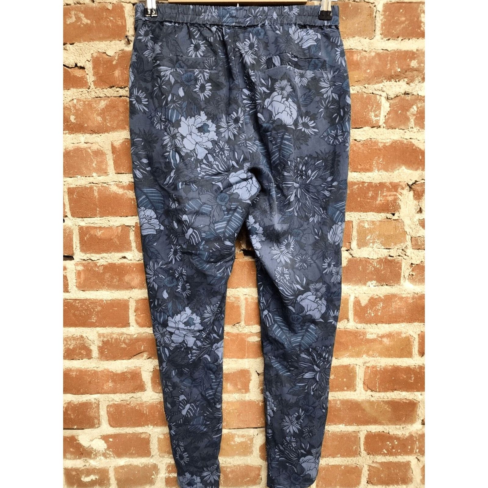 Marine Layer VINTAGE Marine Layer Floral Blue XS Womens Pants Regular Ankle Womens XS Floral Blue Marine Layer Pants Women Size 26" / US 2 / IT 38 - 2 Thumbnail