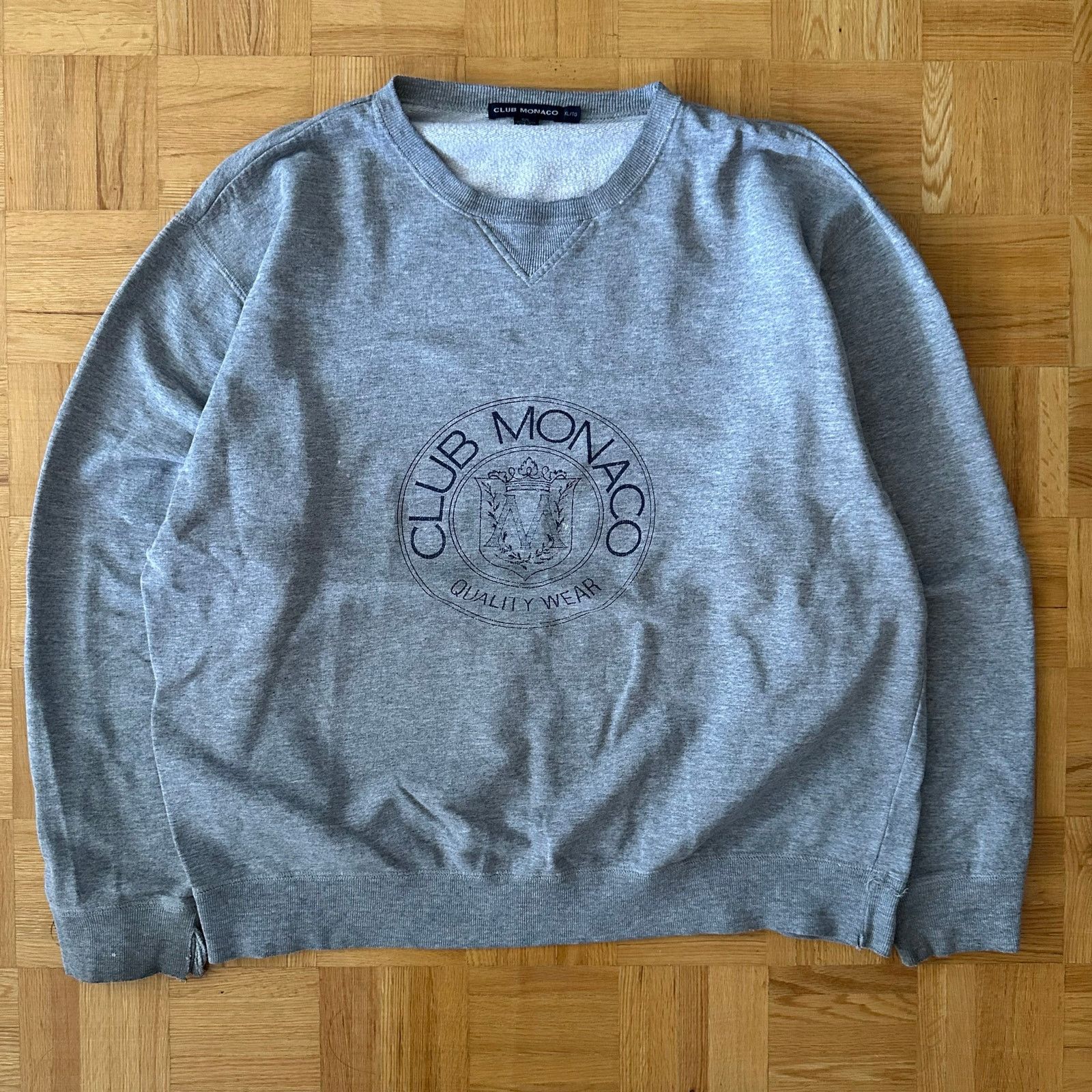 Vintage Club Monaco shops CMX 10 Sport Logo Crew Neck Gray sweatshirt Size S