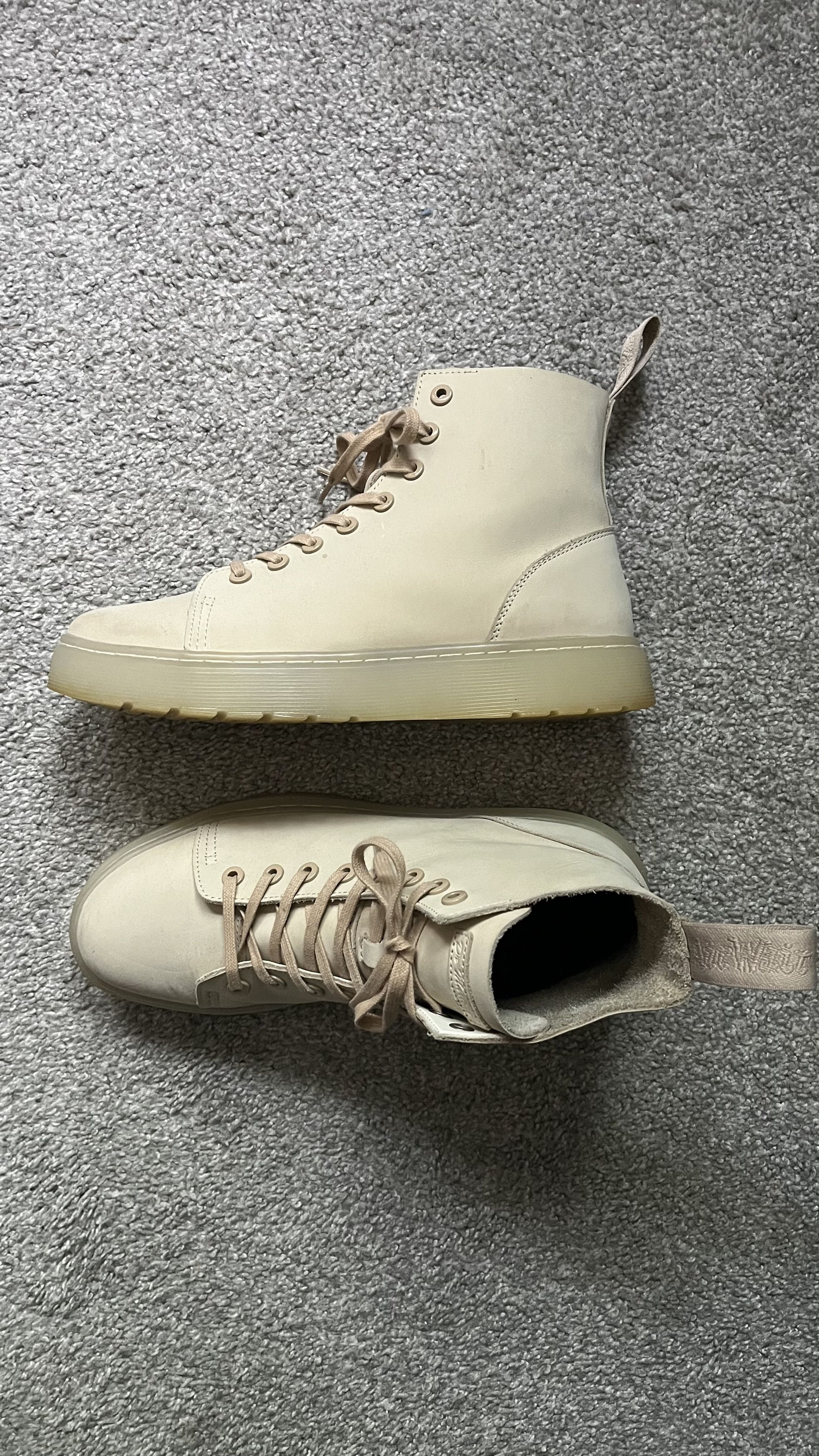 Dr. Martens Dr. Martens Talib Boots Mens 8 Soft Leather Beige Size US 8 / EU 41 - 3 Thumbnail