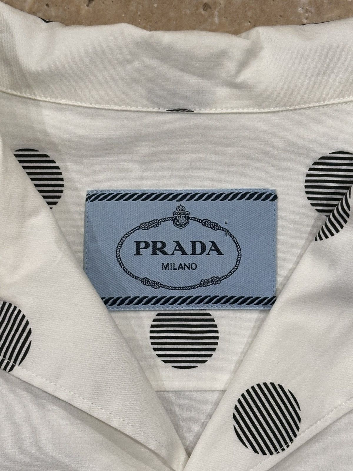 Prada Prada Polka-Dot White Triangle Logo Bowling Button Up Shirt Size US M / EU 48-50 / 2 - 7 Thumbnail