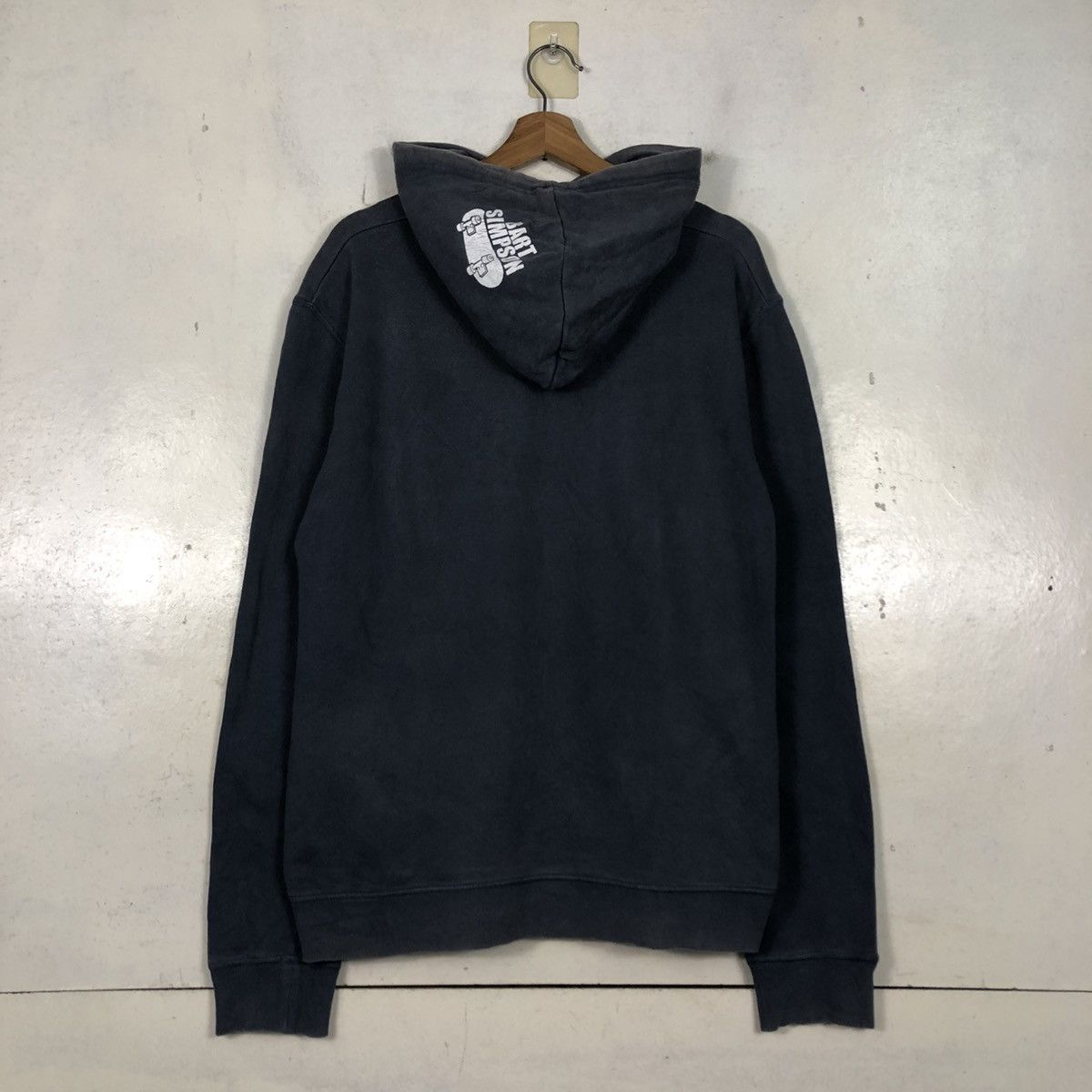 Vintage 📌Vintage Hoodie Pull Over Cartoon Bart Simpsons Big Logo Size US L / EU 52-54 / 3 - 10 Thumbnail