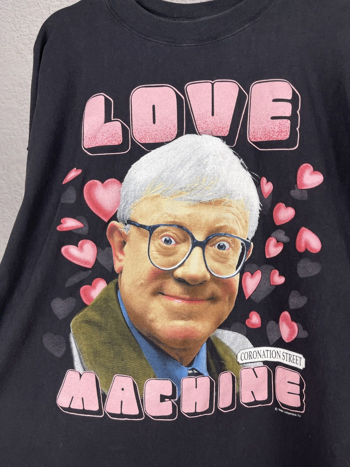 Band Tees Vintage 90s Coronation Street tee Black Love Nachine TV 1995 Size US XL / EU 56 / 4 - 6 Thumbnail