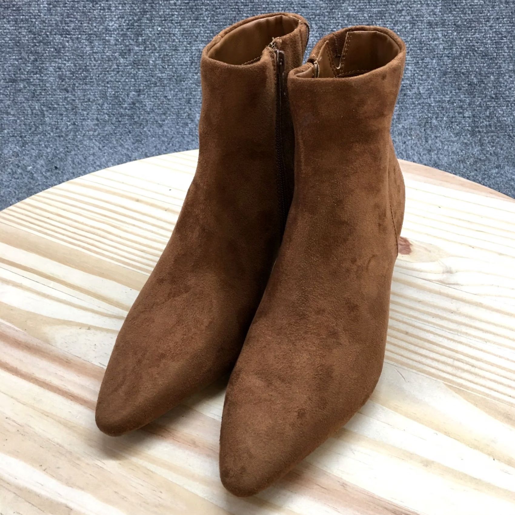 Vintage Universal Thread Boots Womens 7 Ankle Bootie Brown Side Zip Pointed Toe Stiletto Boots Size US 7 / IT 37 - 4 Thumbnail