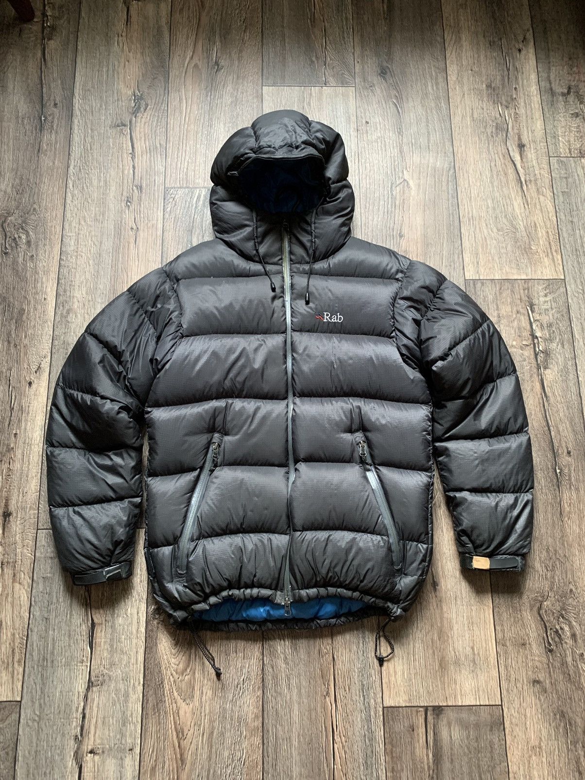 Outdoor Life × Rab × Streetwear Vintage Rab Puffer Jacket Neutrino ...