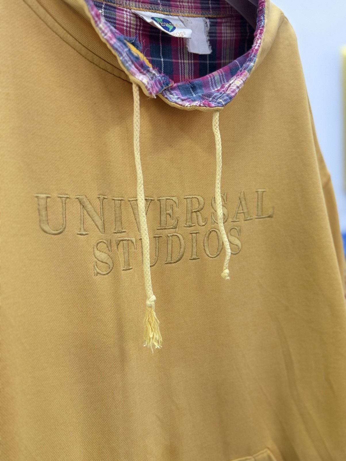 Universal Studios 🔥 Vintage 90's Super Distressed UNIVERSAL STUDIOS Sweatshirt Size US L / EU 52-54 / 3 - 3 Thumbnail