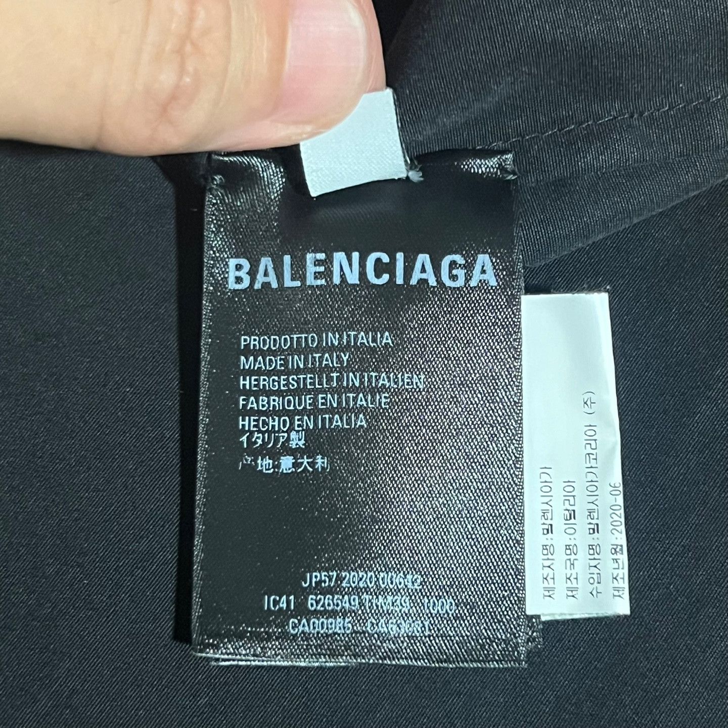 Balenciaga (SOLD OUT)Balenciaga News Logo 24/7 Short Sleeve Shirt Size US L / EU 52-54 / 3 - 8 Thumbnail