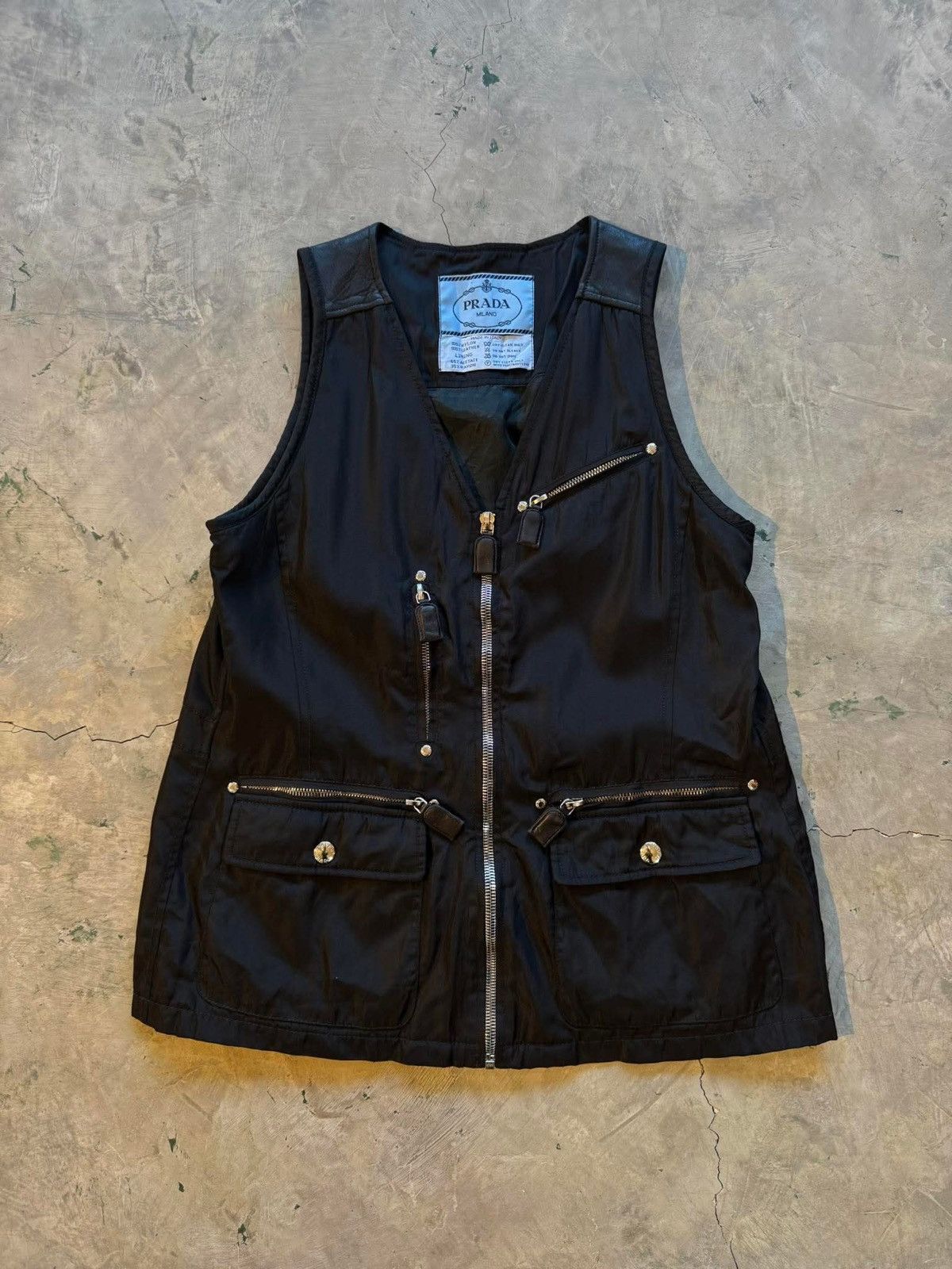 Prada Prada Multipocket leather nylon vest Size M / US 6-8 / IT 42-44 - 1 Thumbnail