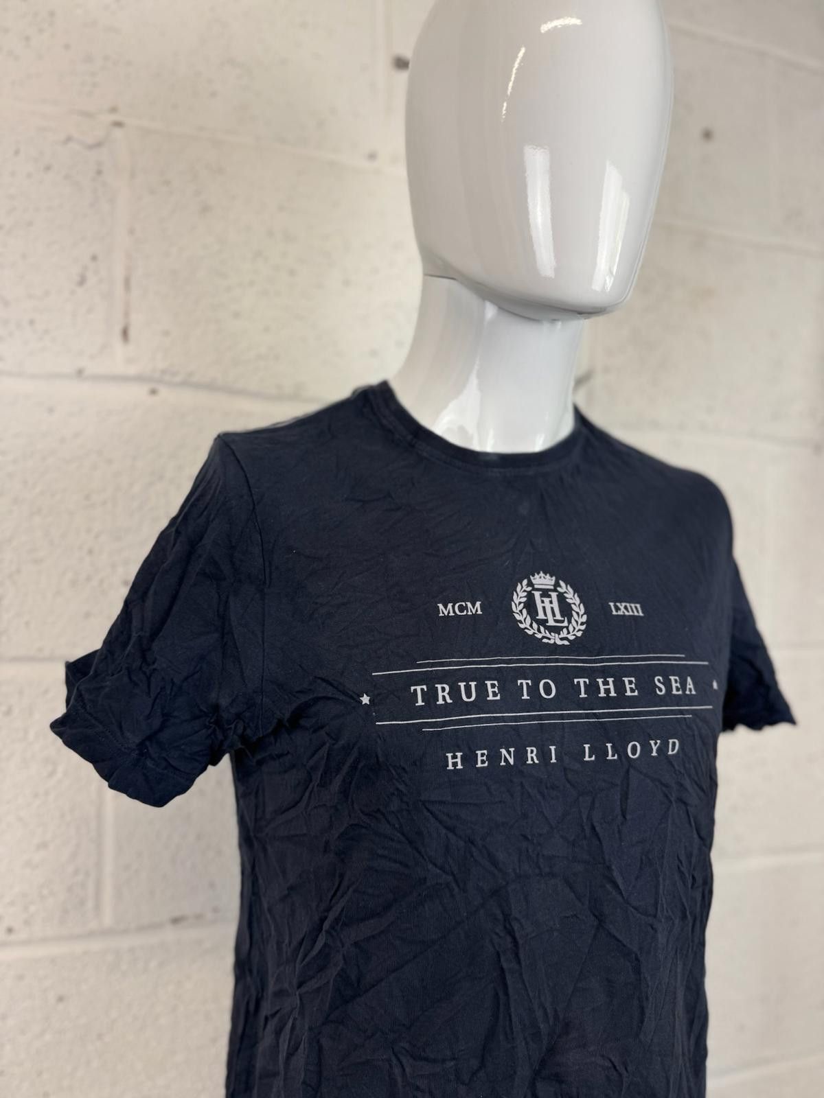 Henri Lloyd Henri Lloyd Men's Navy Blue Graphic T-Shirt Size M Size US M / EU 48-50 / 2 - 4 Thumbnail