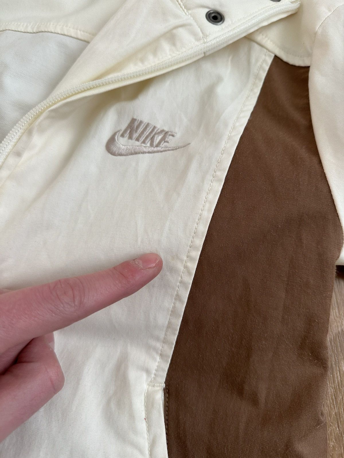 Nike Nike Vintage Swoosh Logo Track Jacket Windbreaker y2k Size L / US 10 / IT 46 - 12 Thumbnail