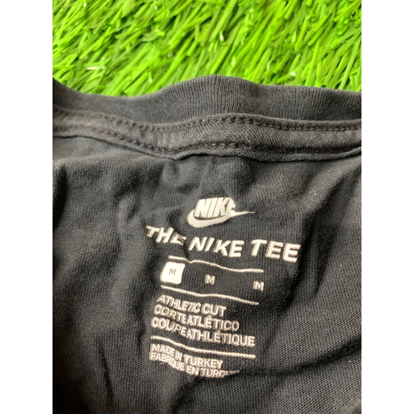Nike Nike Shirt Mens Medium Black The Nike Tee 100% Cotton Jersey Short Sleeve Crew Neck T-Shirt-Original Casual Tee Size US M / EU 48-50 / 2 - 4 Thumbnail