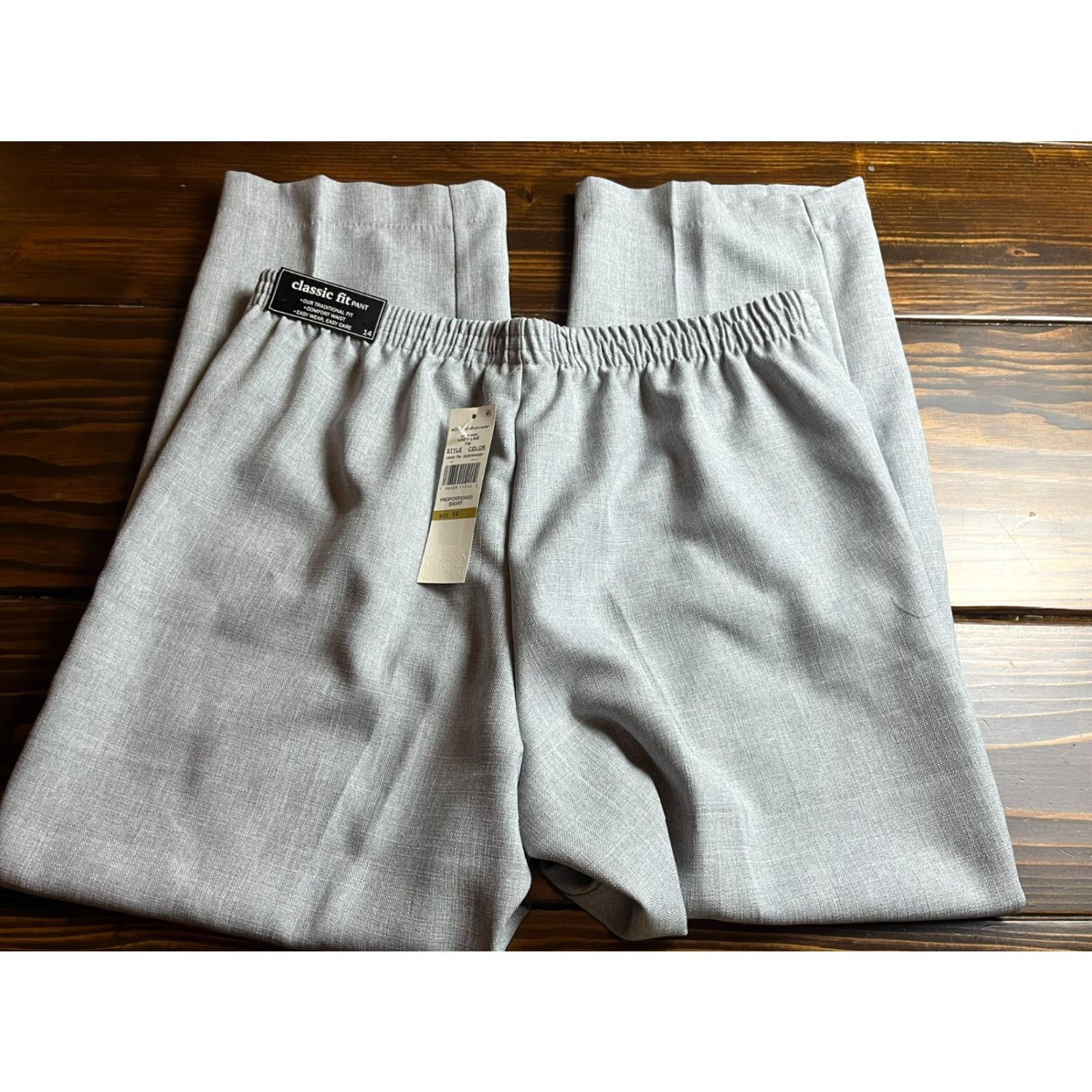 Vintage Alfred Dunner Pants Womens 14 Gray Classic Fit Elastic Waist Proportioned Shorts Size 36" / US 14 / IT 50 - 2 Thumbnail