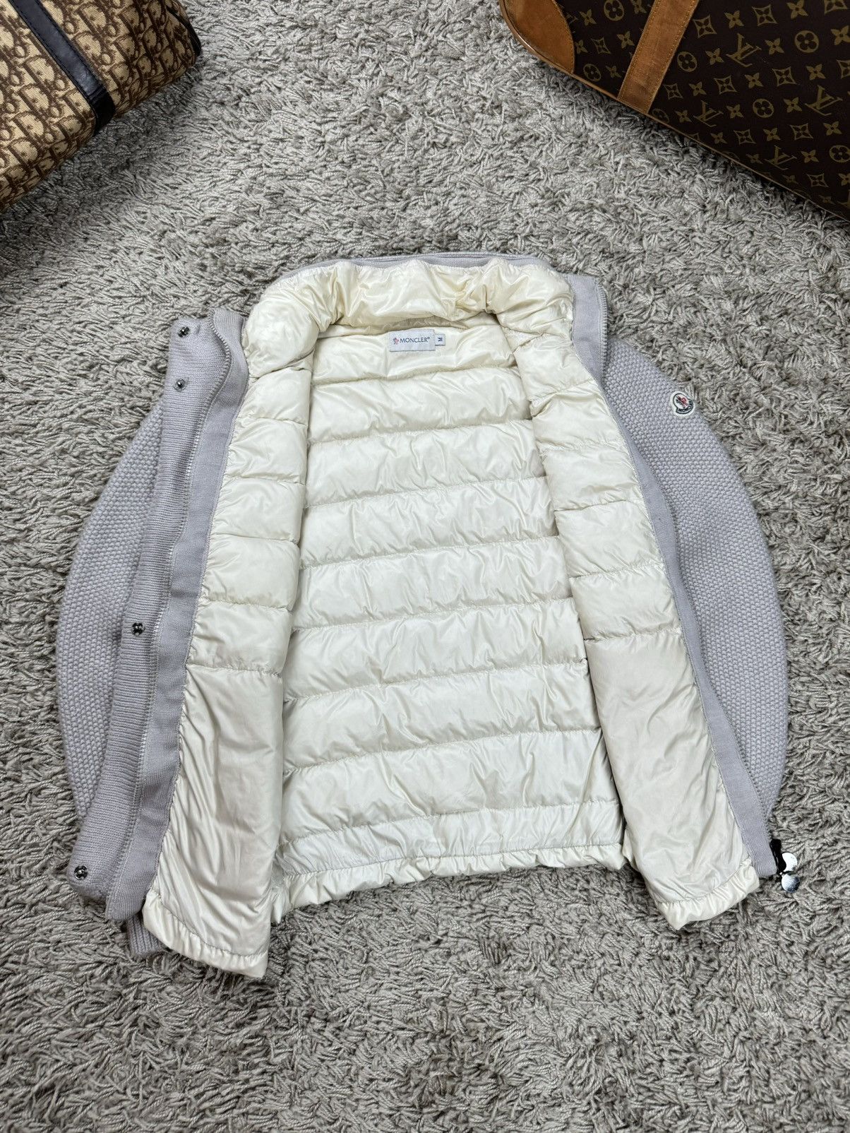 Moncler Down puffer jacket Moncler original luxury streetwear item Size M / US 6-8 / IT 42-44 - 2 Thumbnail