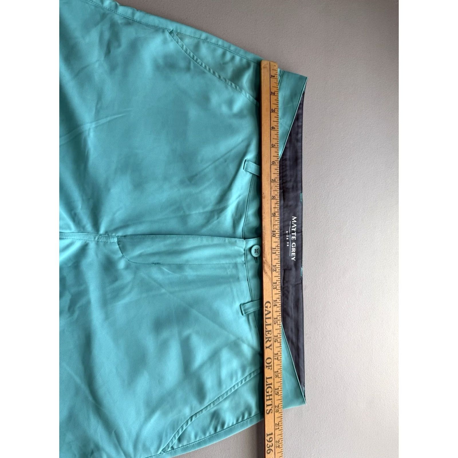 Vintage Matte Grey Turquoise Golf Shorts Men’s 38 Polyester Chino Flat Front Pockets Regular Rise Mid Rise Outdoor Casual Slim Fit Size US 38 / EU 54 - 4 Thumbnail