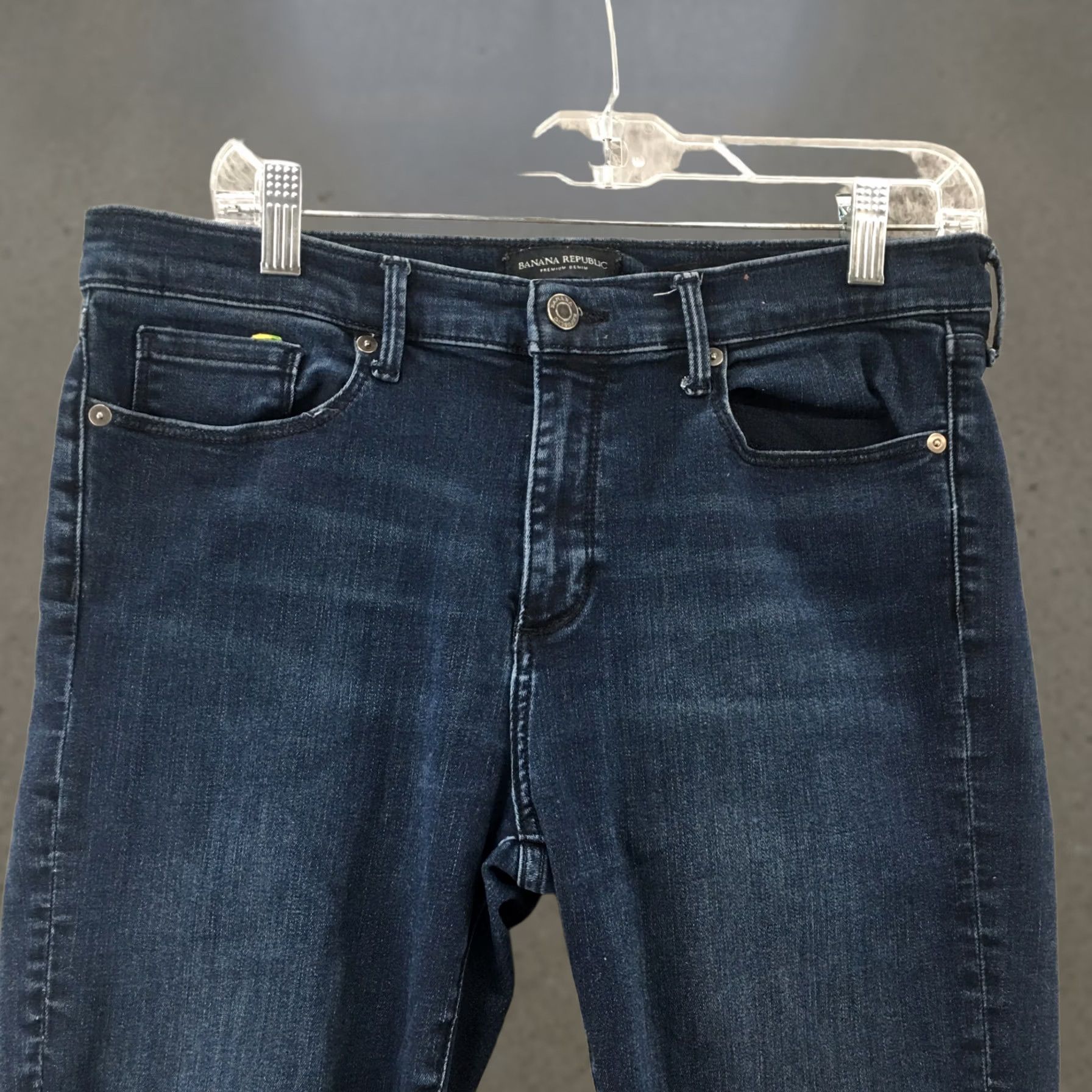 Banana Republic Banana Republic Skinny Jeans Womens 31 Blue Denim Mid Rise Zip Jeans Womens Size 31 Regular Blue Denim Bag Label 5-Pocket Classic Modern Size 24" / US 00 / IT 34 - 1 Thumbnail
