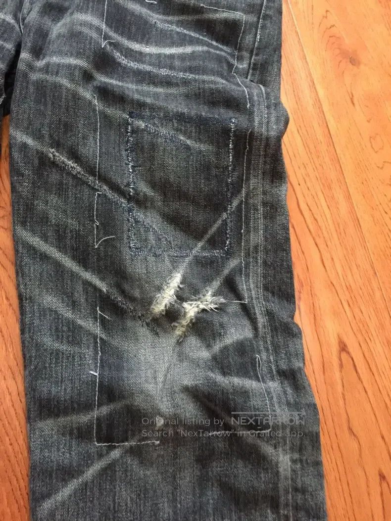 Neighborhood Neighborhood size M Jeans Size US 27 - 4 Thumbnail