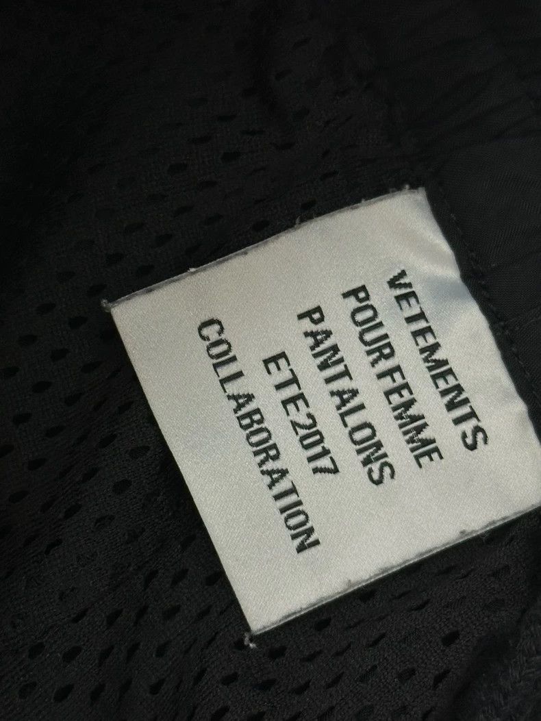 Vetements Vetements SizeL Athletic leisure pants Size US 30 / EU 46 - 2 Thumbnail