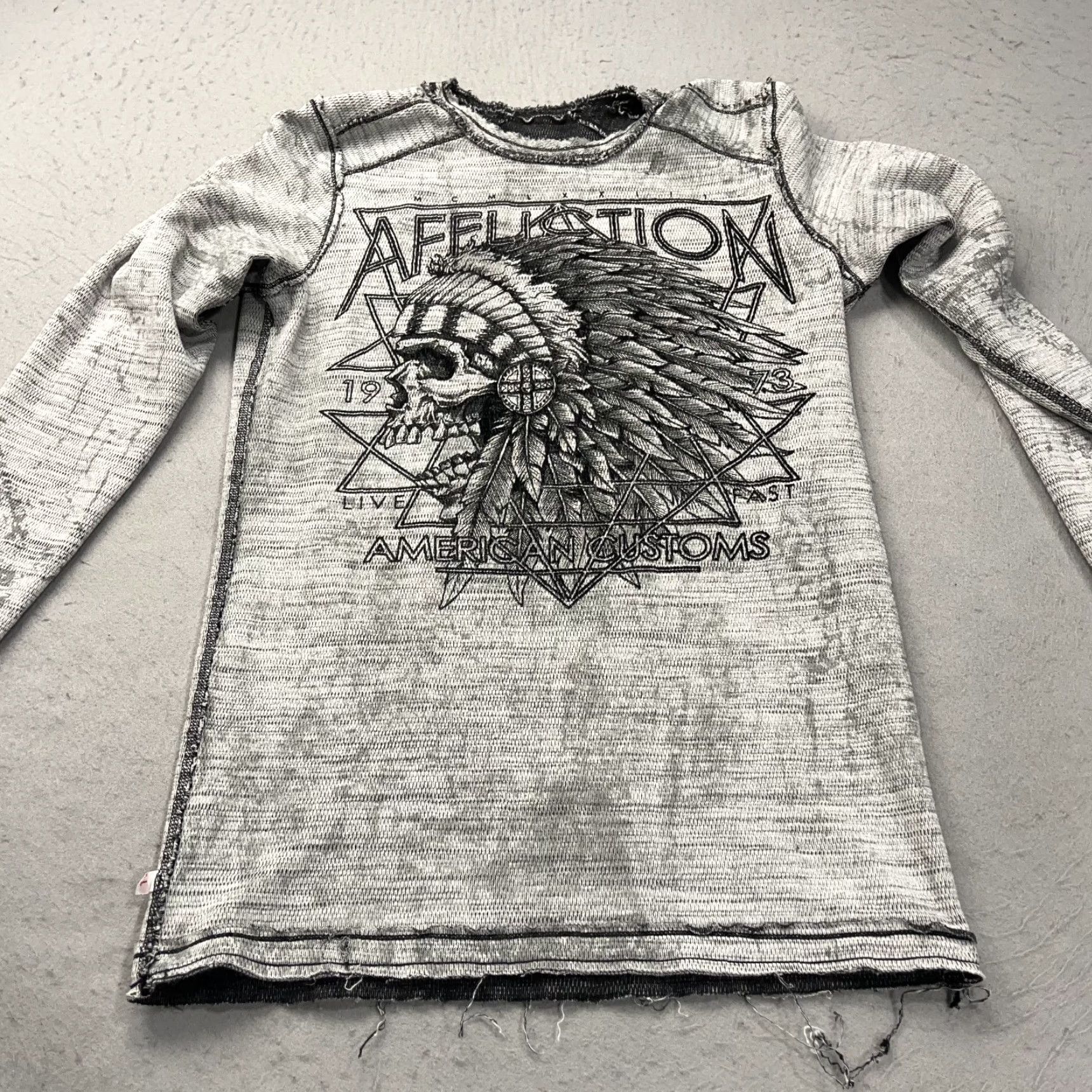 Affliction Affliction Shirt Mens L Gray Skull Native Waffle Thermal Reversible Y2K Vintage Grunge X-Large T-Shirt Mens Size US L / EU 52-54 / 3 - 5 Thumbnail