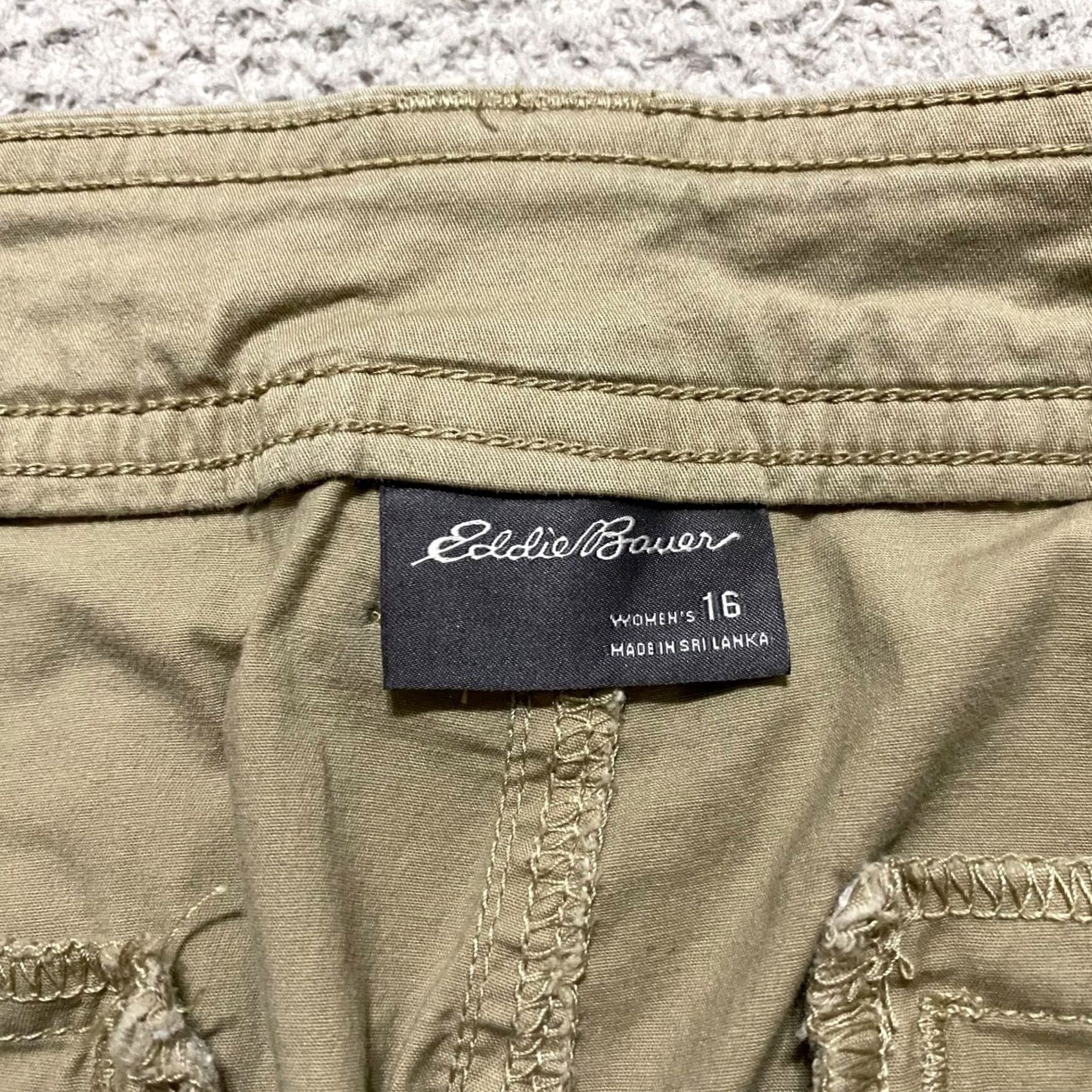Eddie Bauer Eddie Bauer Womens Bermuda Shorts Beige 4" Inseam Regular Size 16 Cotton Blend Outdoor Hiking Walking with Pockets Mens Women Size 38" / US 16 / IT 52 - 3 Thumbnail