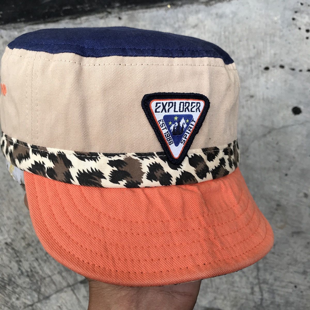 Airwalk Unique airwalk cycle hat with short brim Size ONE SIZE - 4 Thumbnail