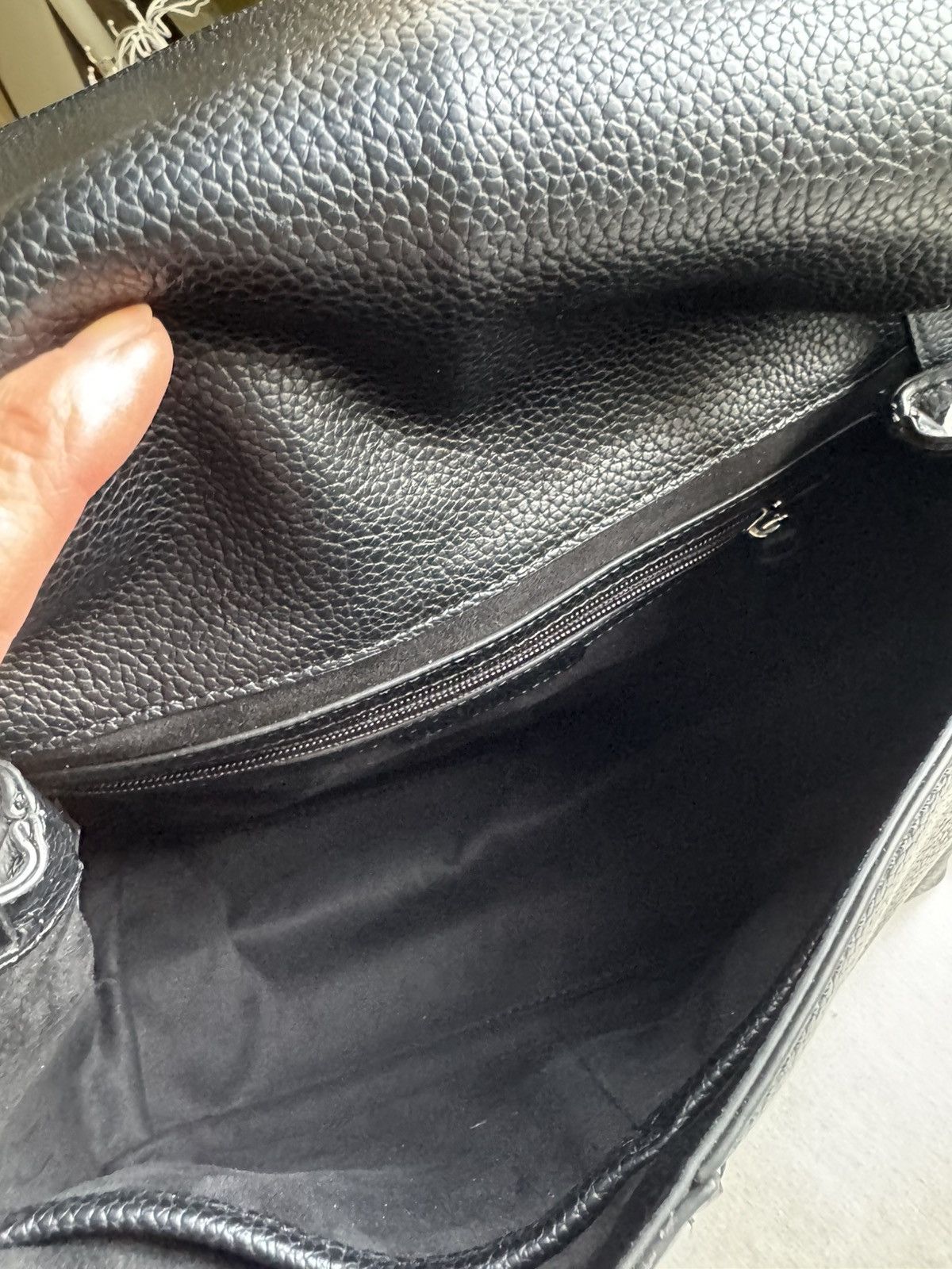 Calvin Klein CALVIN KLEIN Black Pebbled Faux Leather Shoulder Bag NWOT Size ONE SIZE - 7 Thumbnail